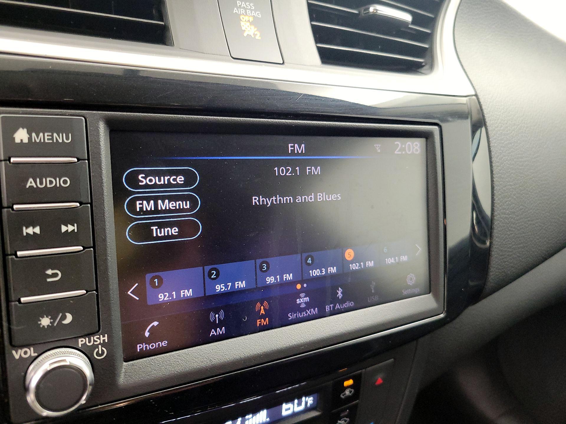 Thumbnail: 2019 Nissan Sentra - 15