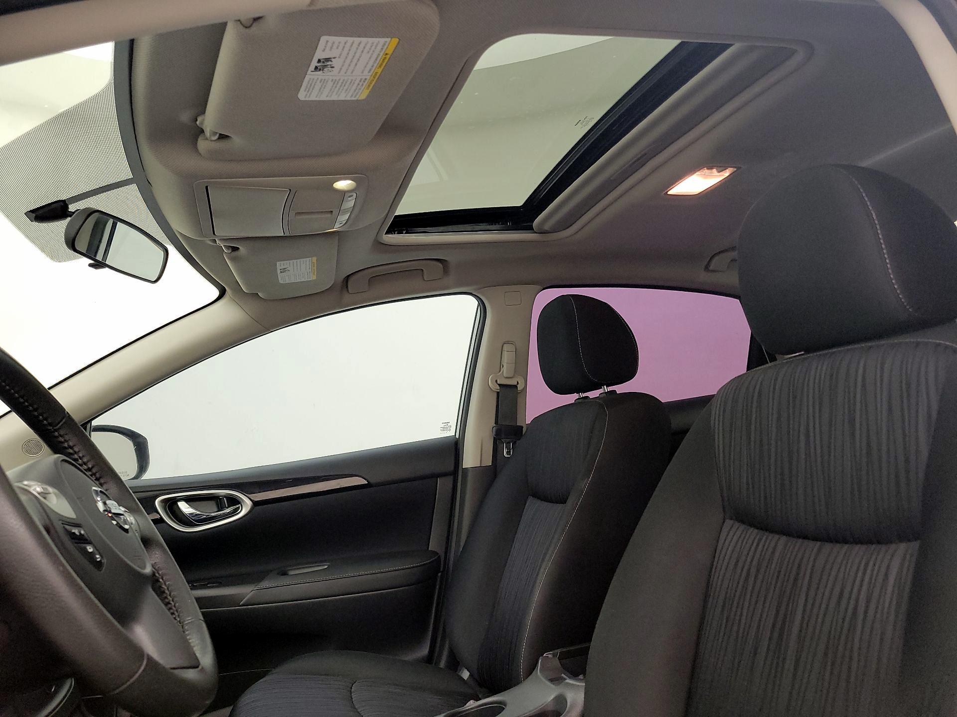 Thumbnail: 2019 Nissan Sentra - 19