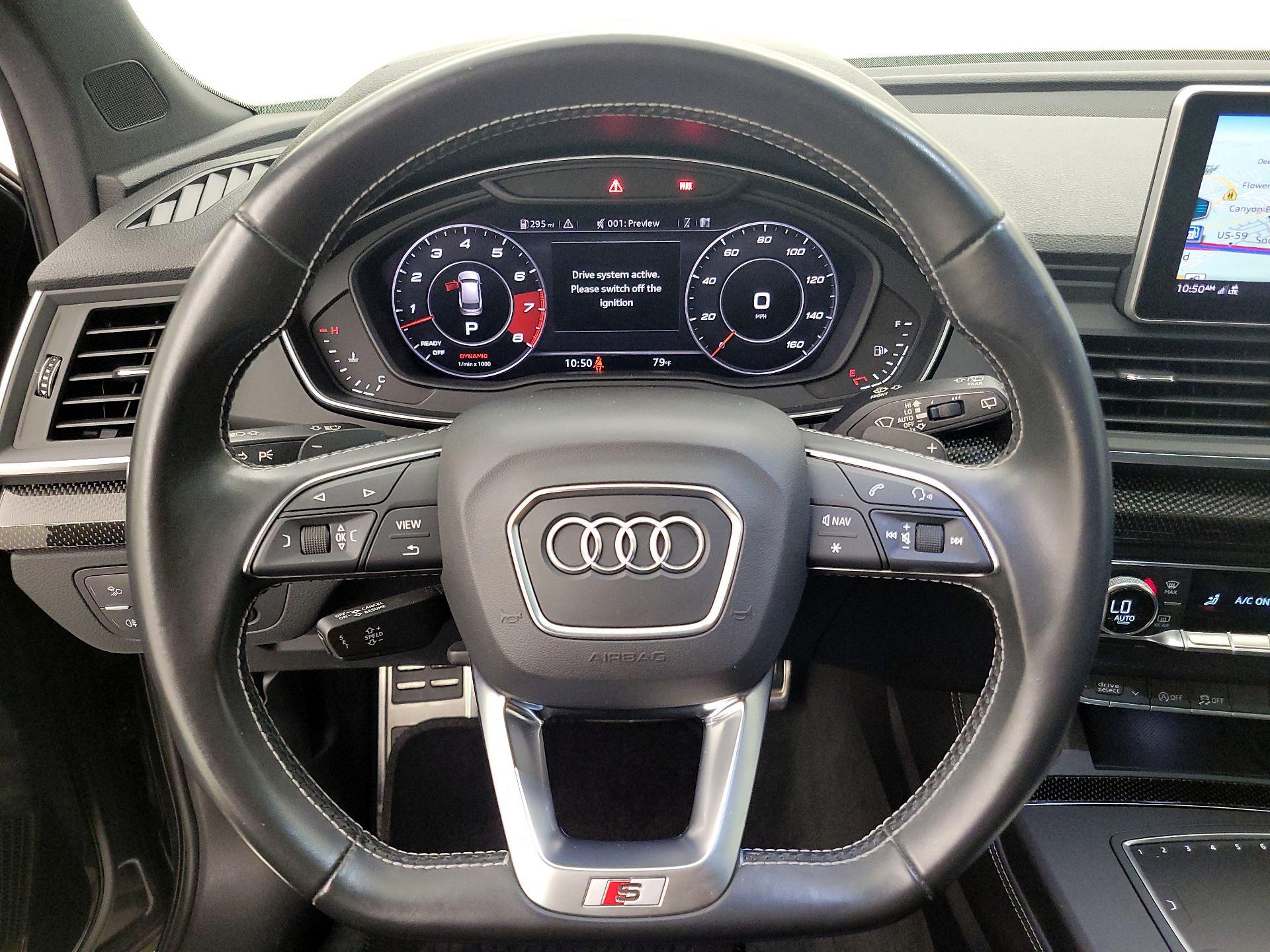 Thumbnail: 2020 Audi SQ5 - 10