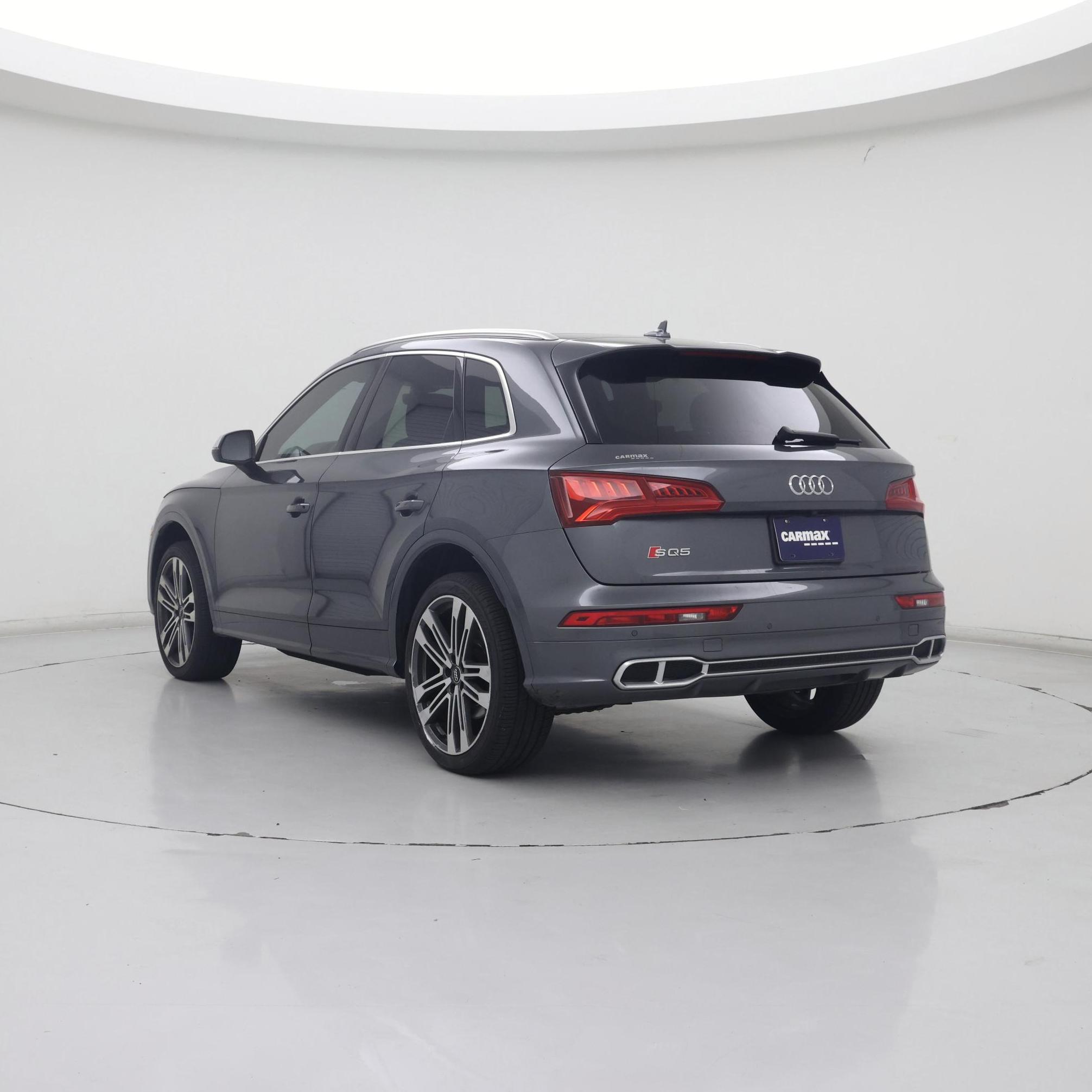 Thumbnail: 2020 Audi SQ5 - 2