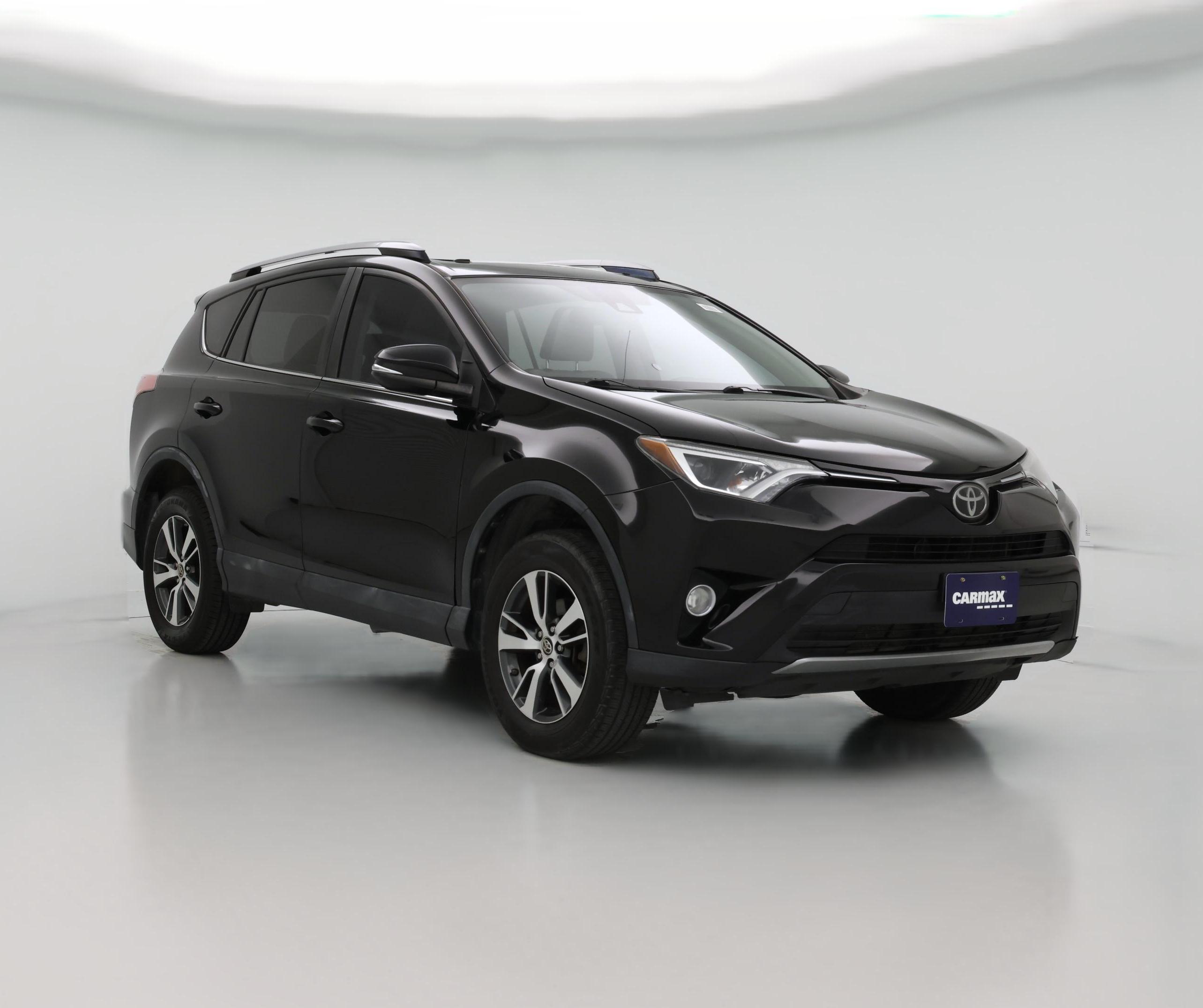 Thumbnail: 2018 Toyota RAV4 - 1