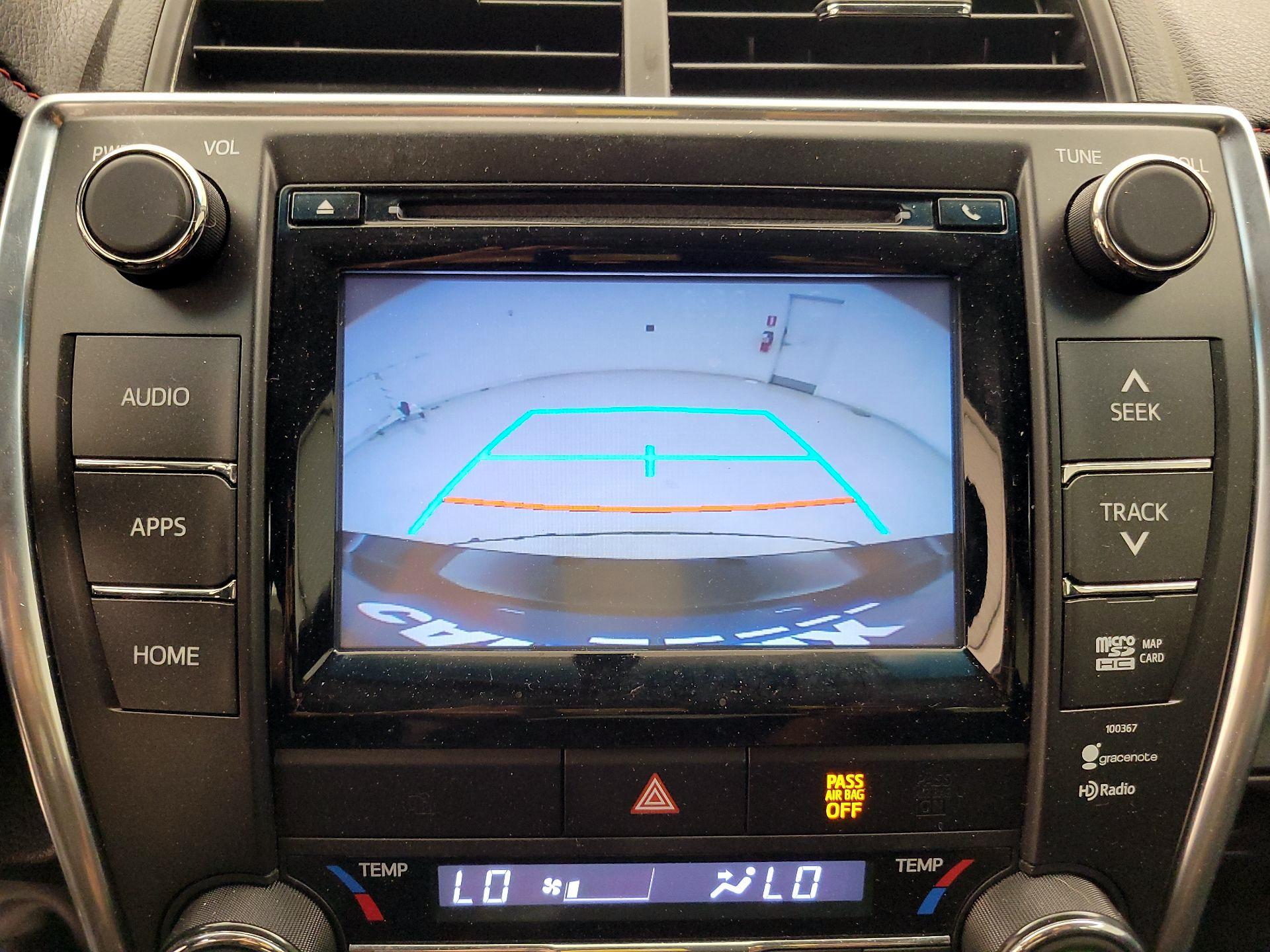 Thumbnail: 2015 Toyota Camry - 14