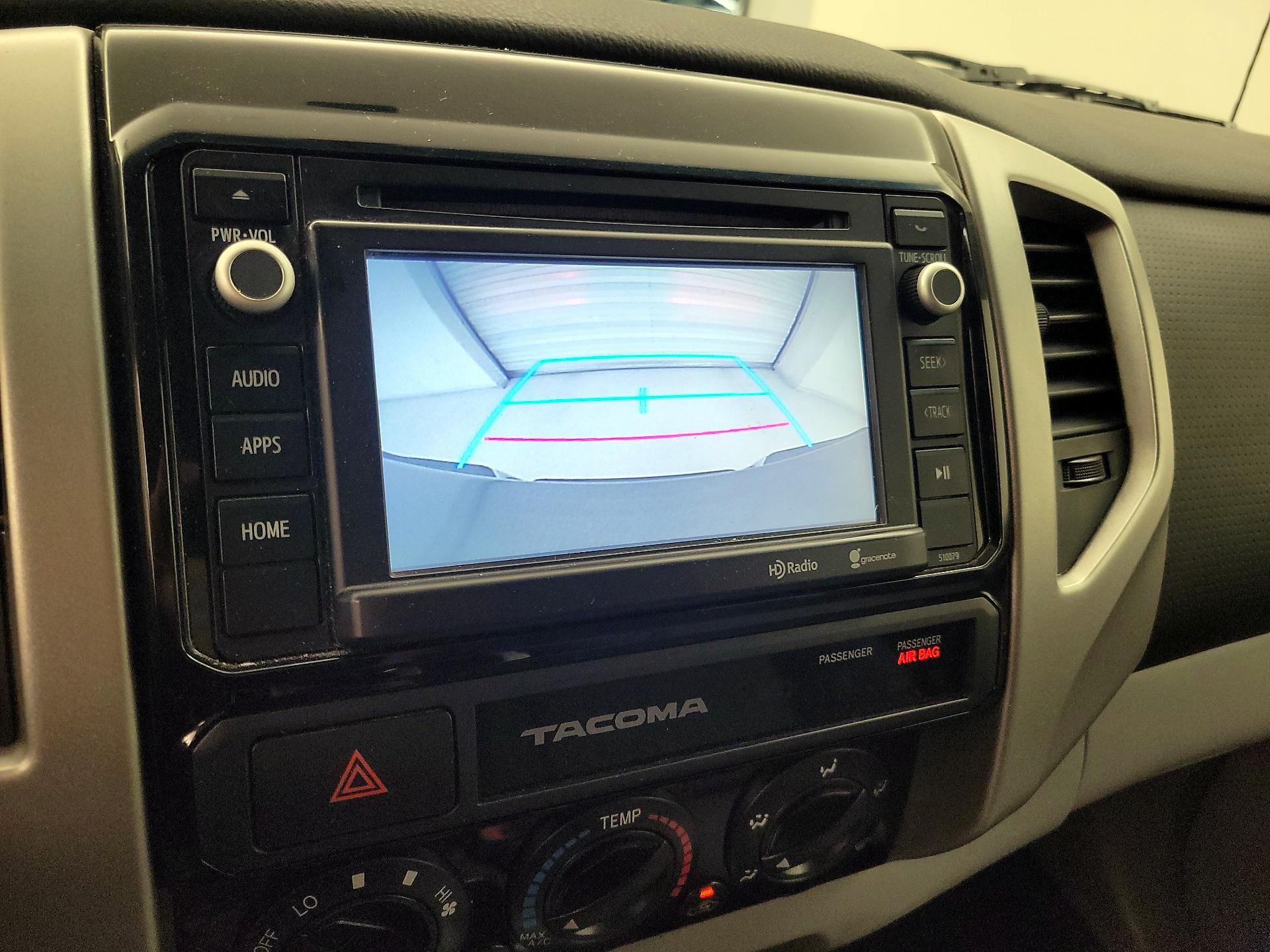 Thumbnail: 2015 Toyota Tacoma - 14