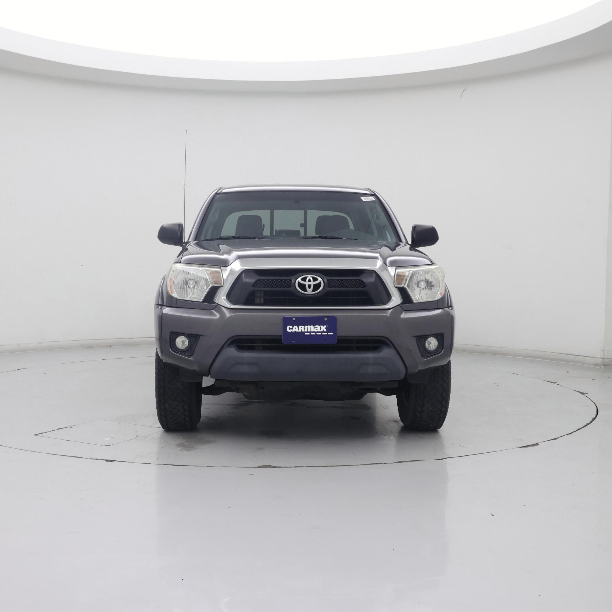Thumbnail: 2015 Toyota Tacoma - 5