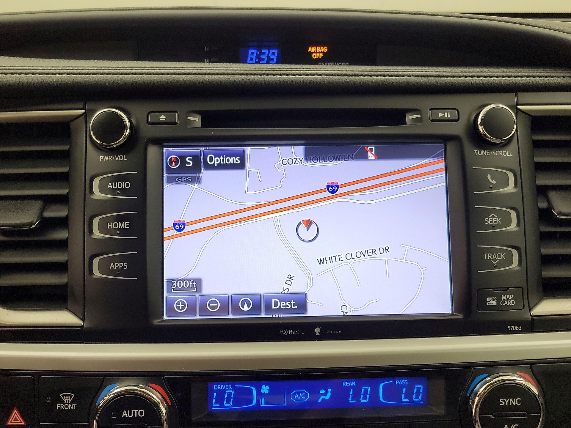 Thumbnail: 2015 Toyota Highlander - 14