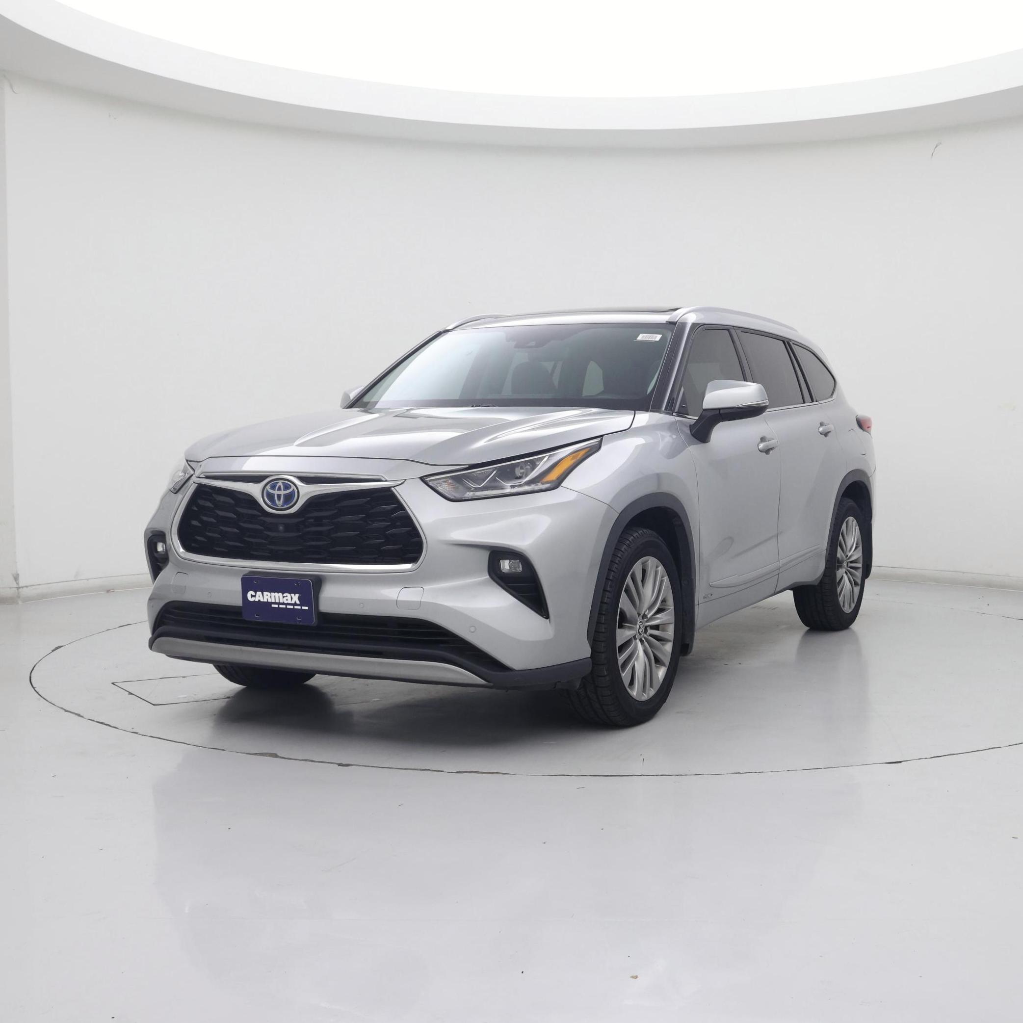 Thumbnail: 2022 Toyota Highlander - 4