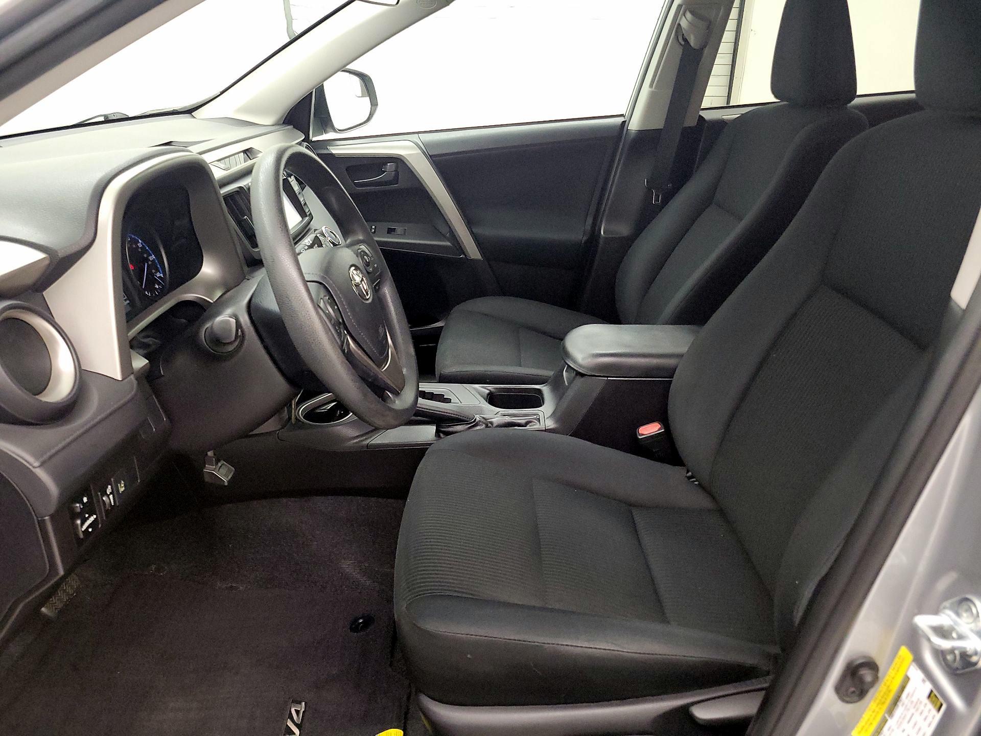 Thumbnail: 2017 Toyota RAV4 - 11