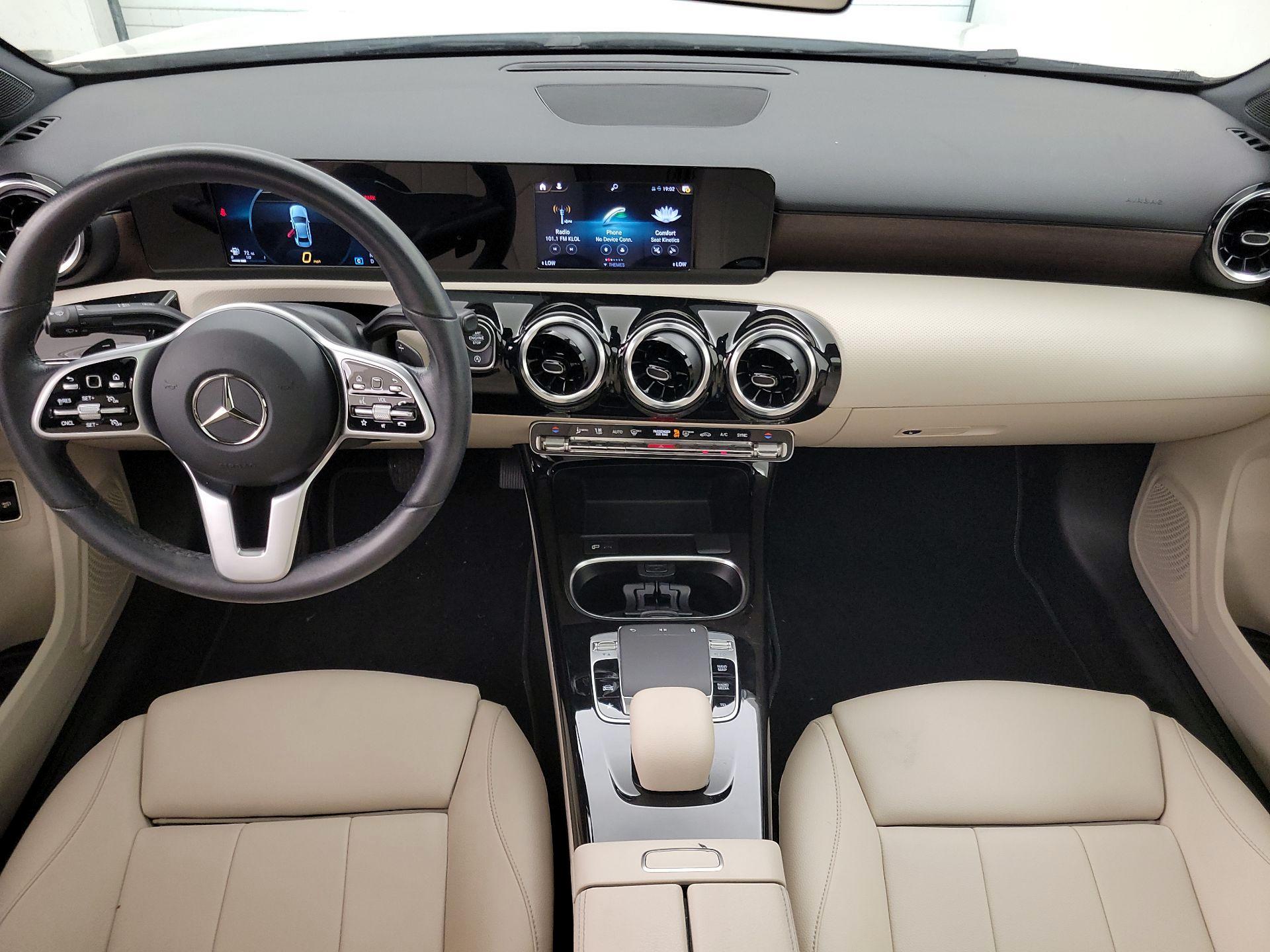 Thumbnail: 2019 Mercedes-Benz A-Class - 9