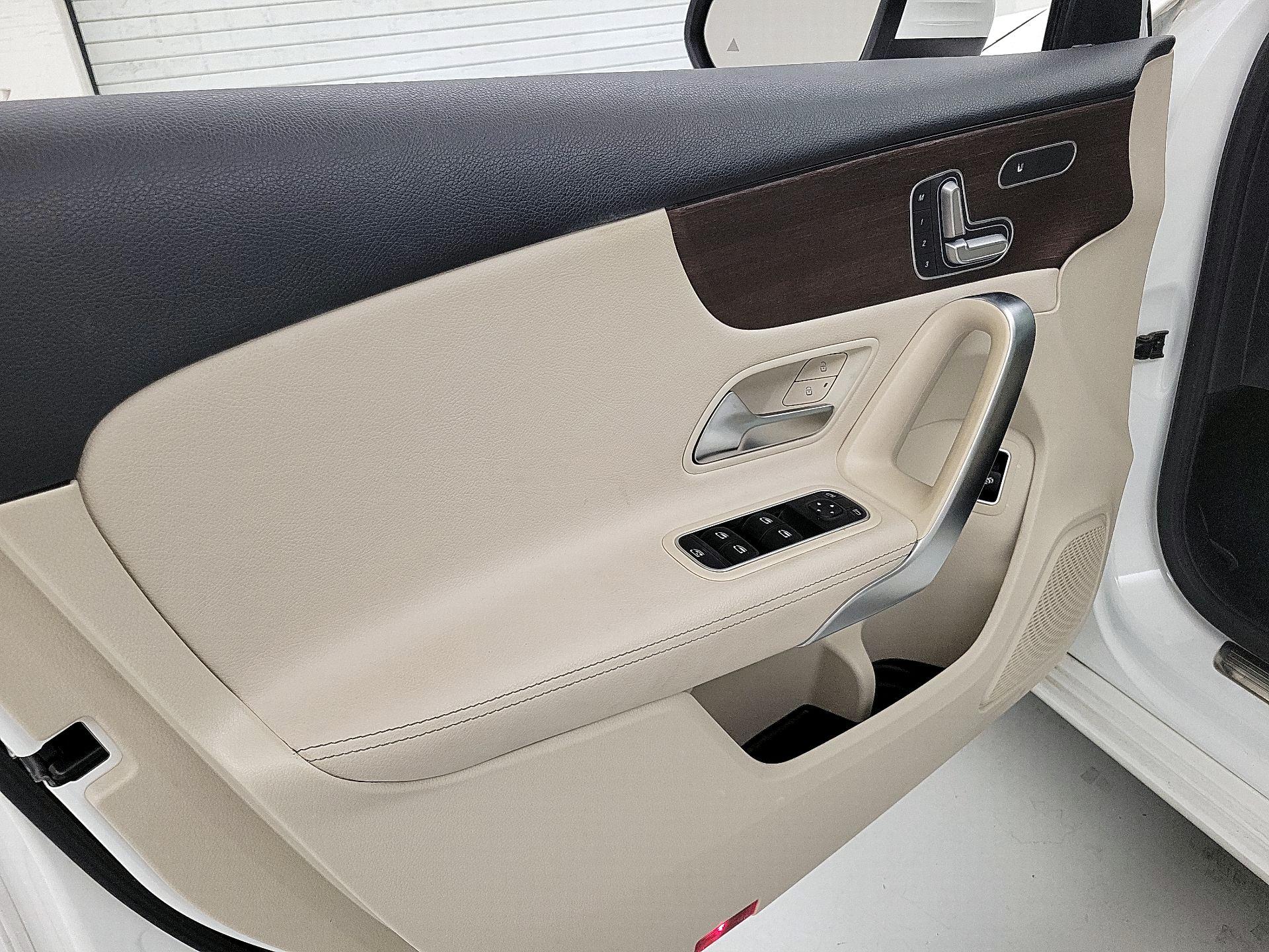 Thumbnail: 2019 Mercedes-Benz A-Class - 12