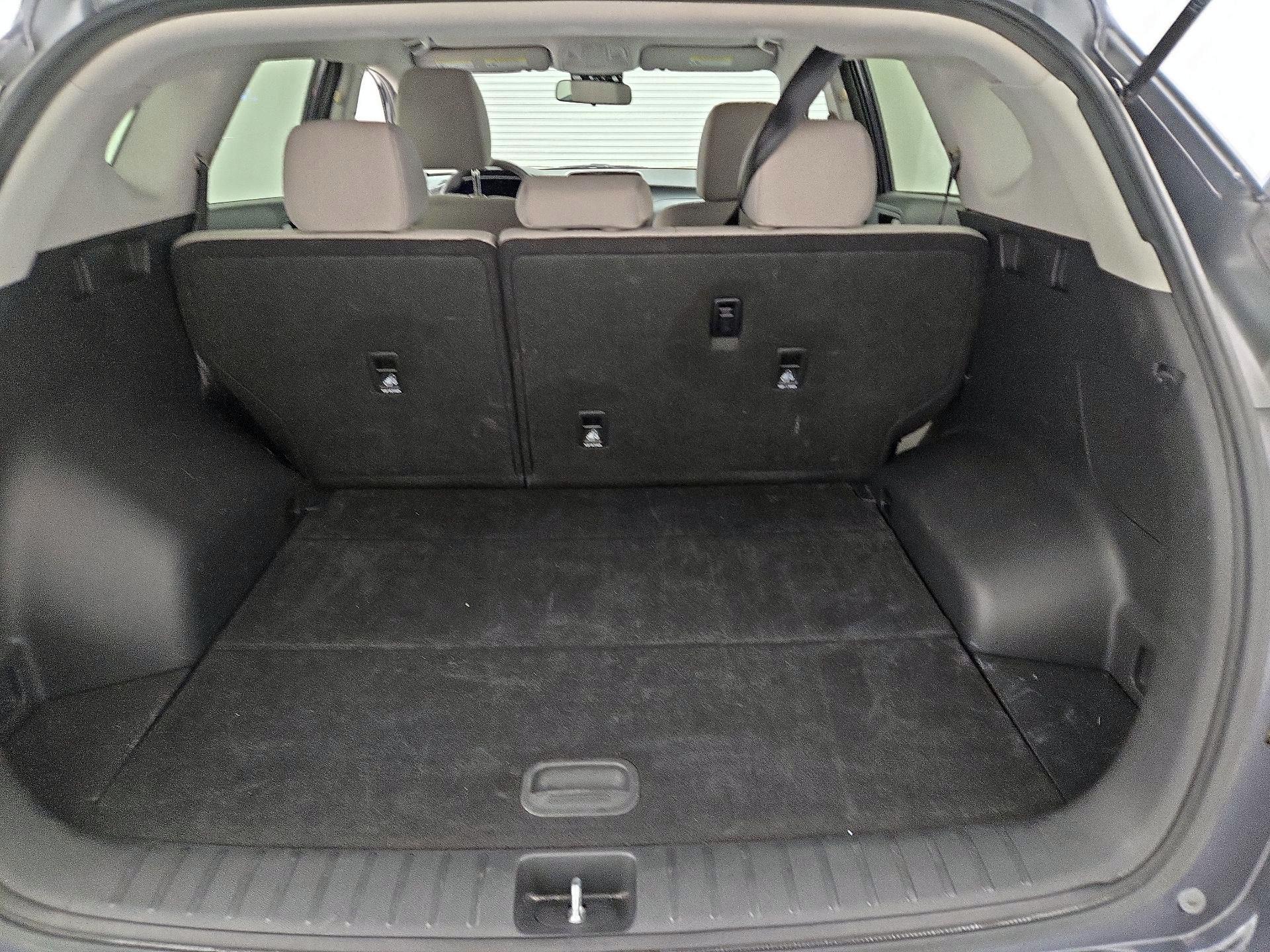 Thumbnail: 2019 Hyundai Tucson - 18