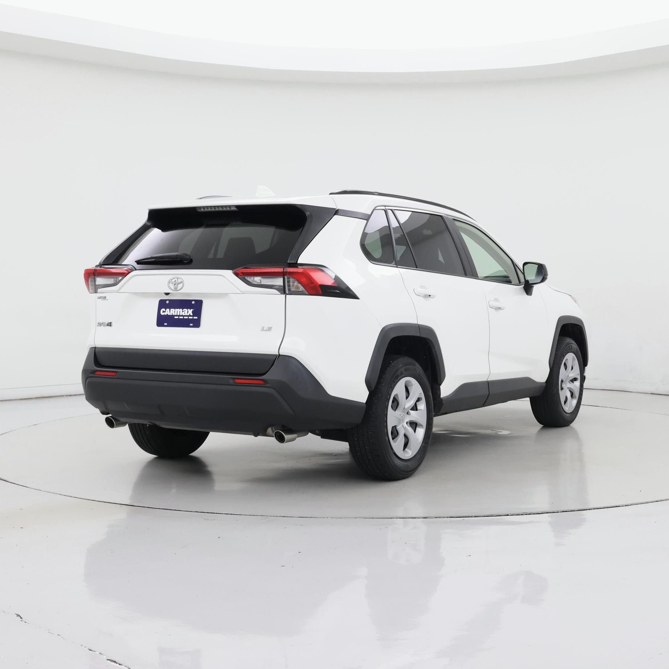 Thumbnail: 2019 Toyota RAV4 - 8