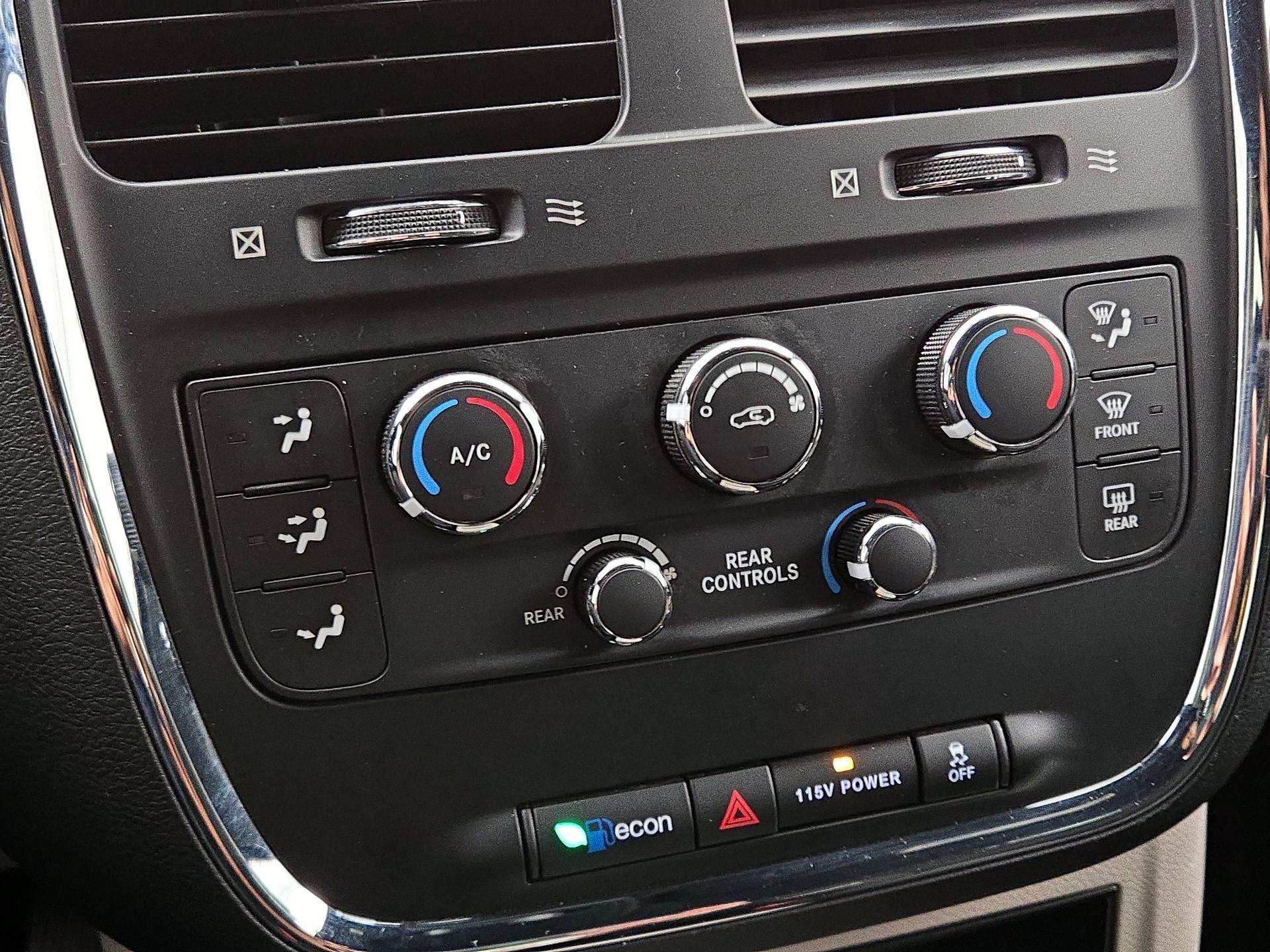 Thumbnail: 2016 Dodge Grand Caravan - 16