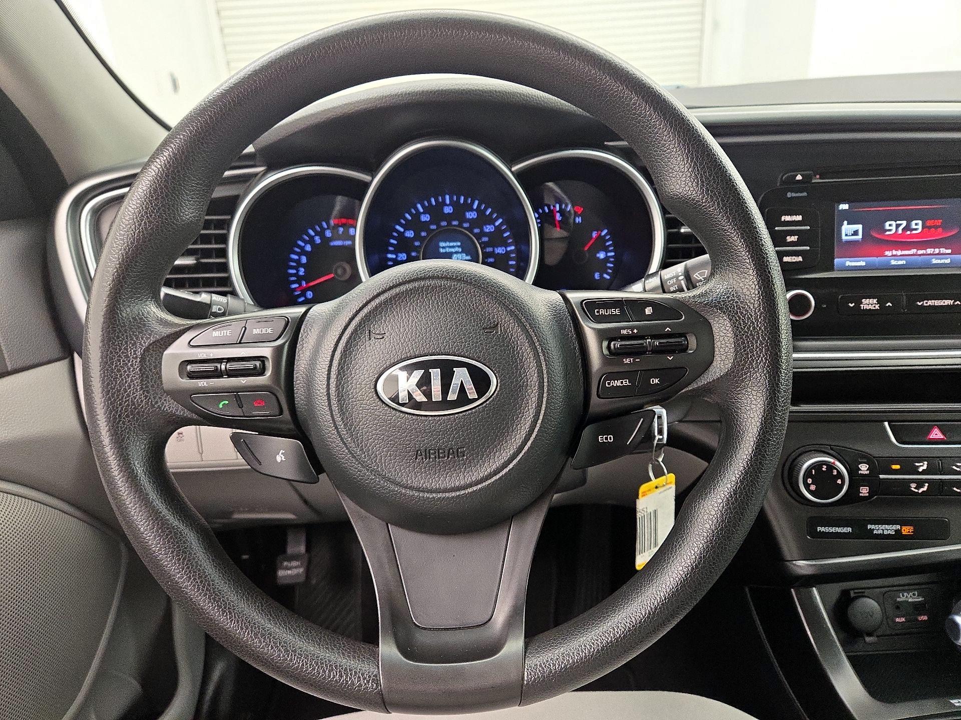 Thumbnail: 2014 Kia Optima - 10