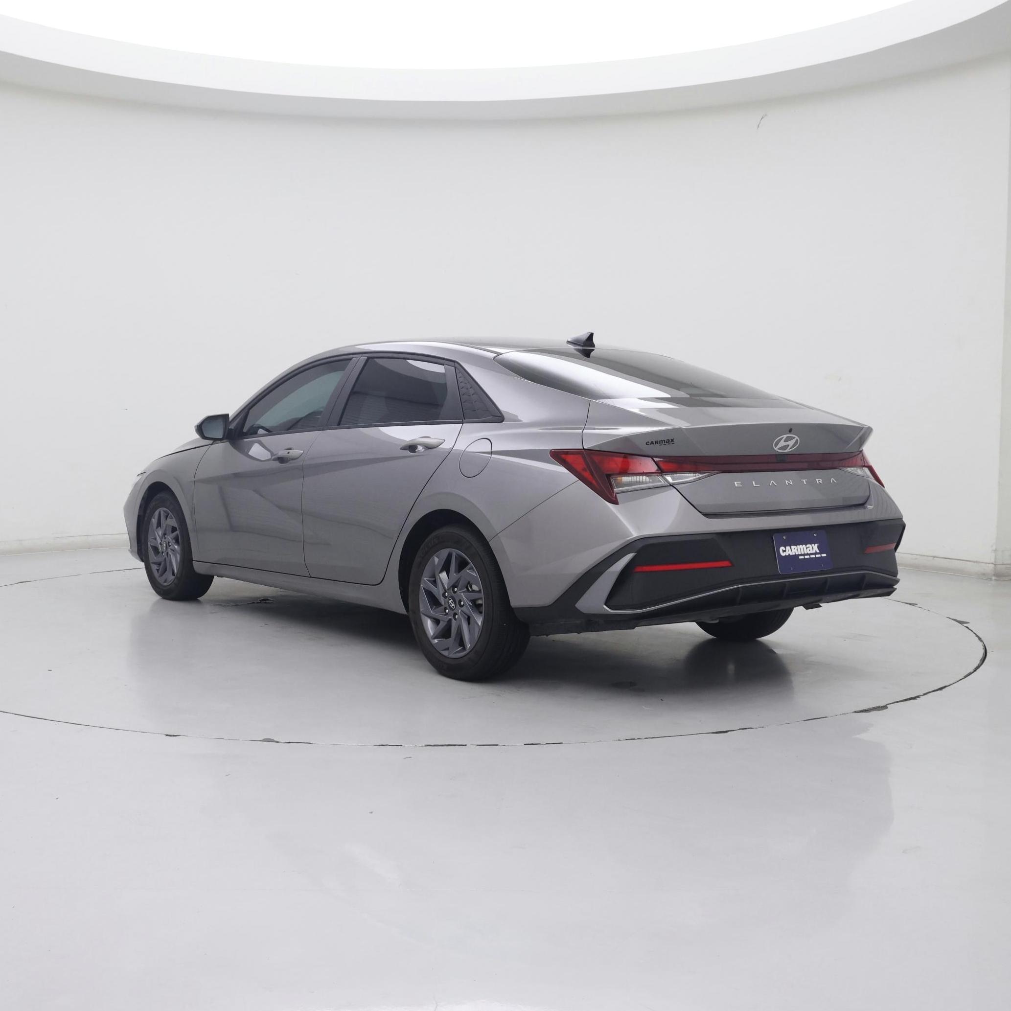 Thumbnail: 2024 Hyundai Elantra - 2