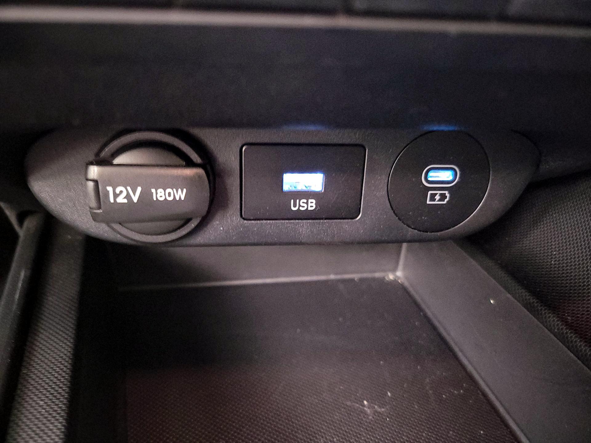 Thumbnail: 2024 Hyundai Elantra - 19