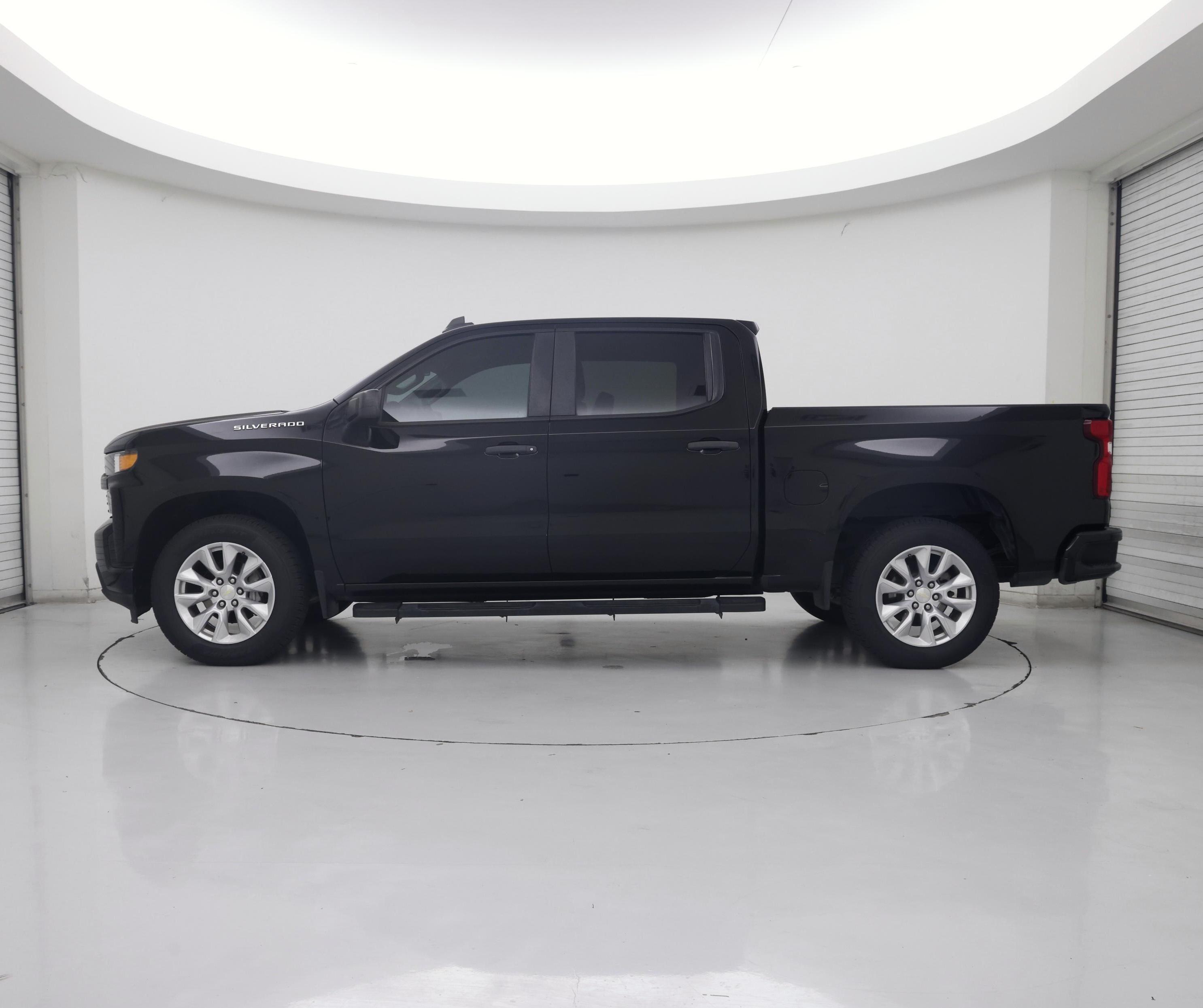 Thumbnail: 2020 Chevrolet Silverado 1500 - 3