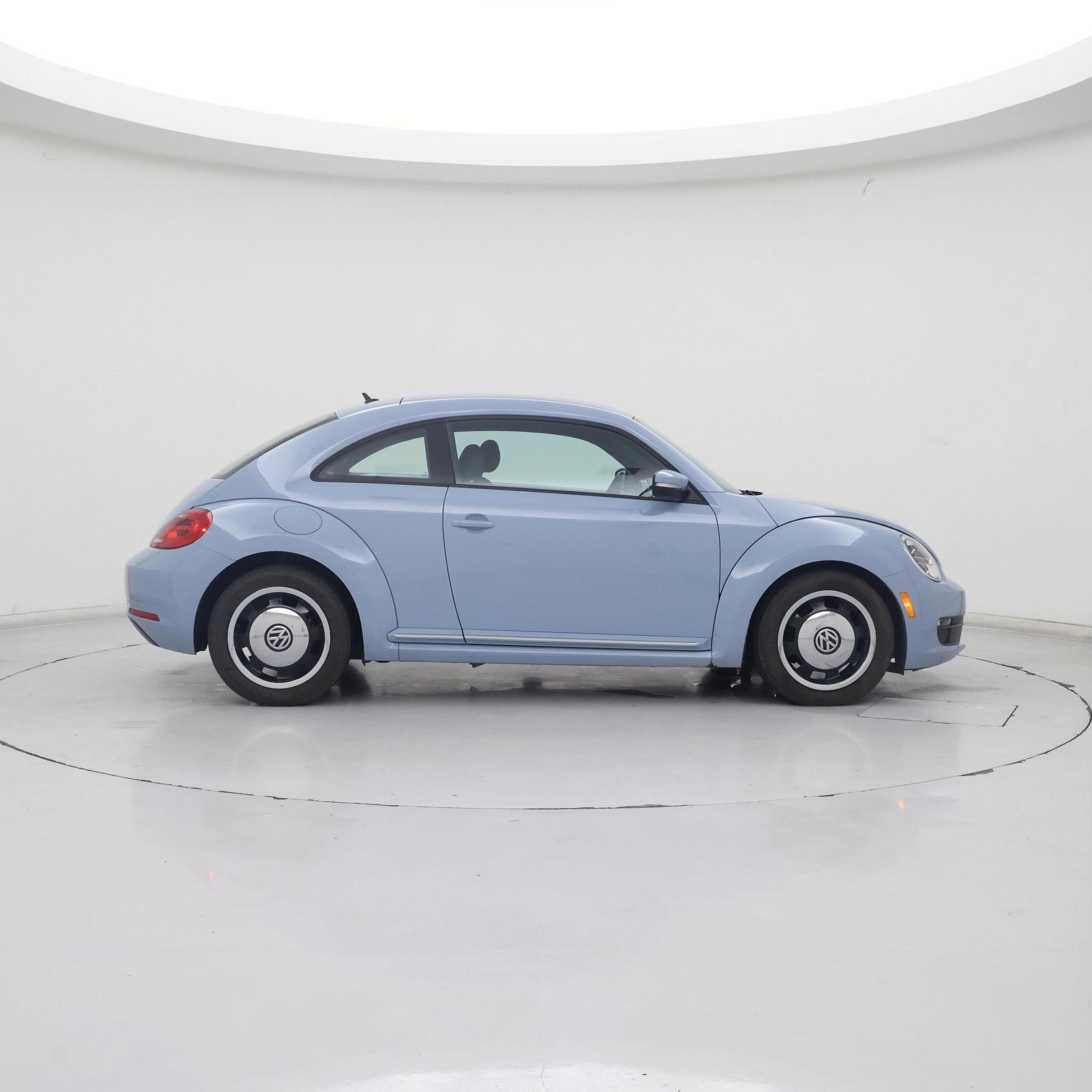 Thumbnail: 2013 Volkswagen Beetle - 7