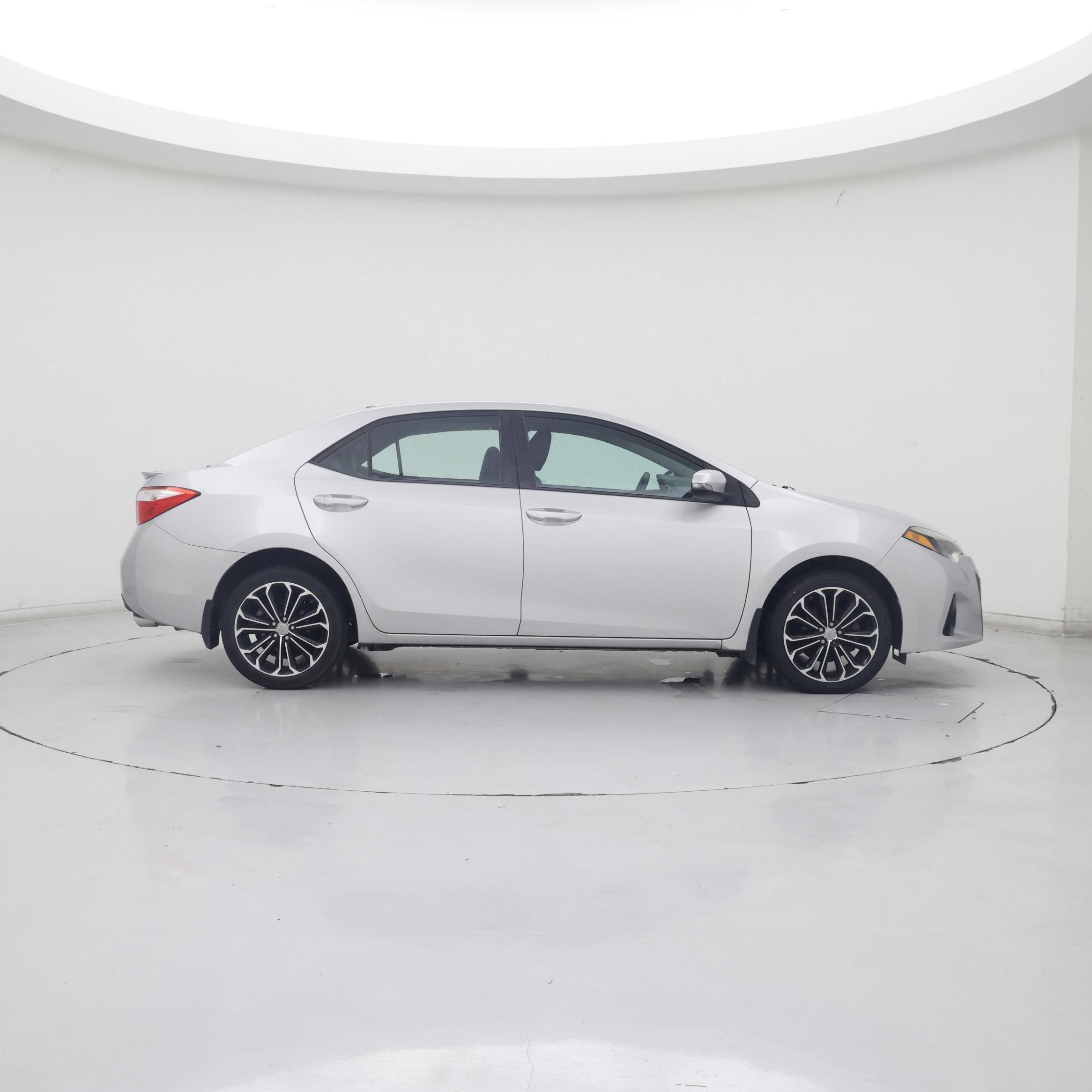 Thumbnail: 2016 Toyota Corolla - 7