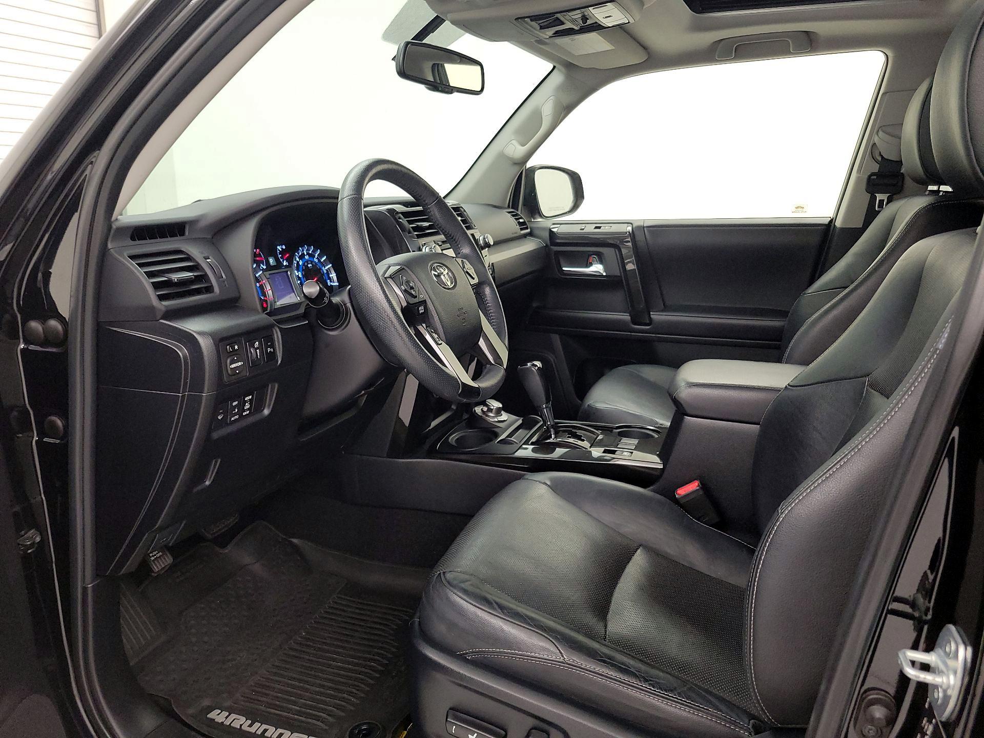 Thumbnail: 2019 Toyota 4Runner - 11