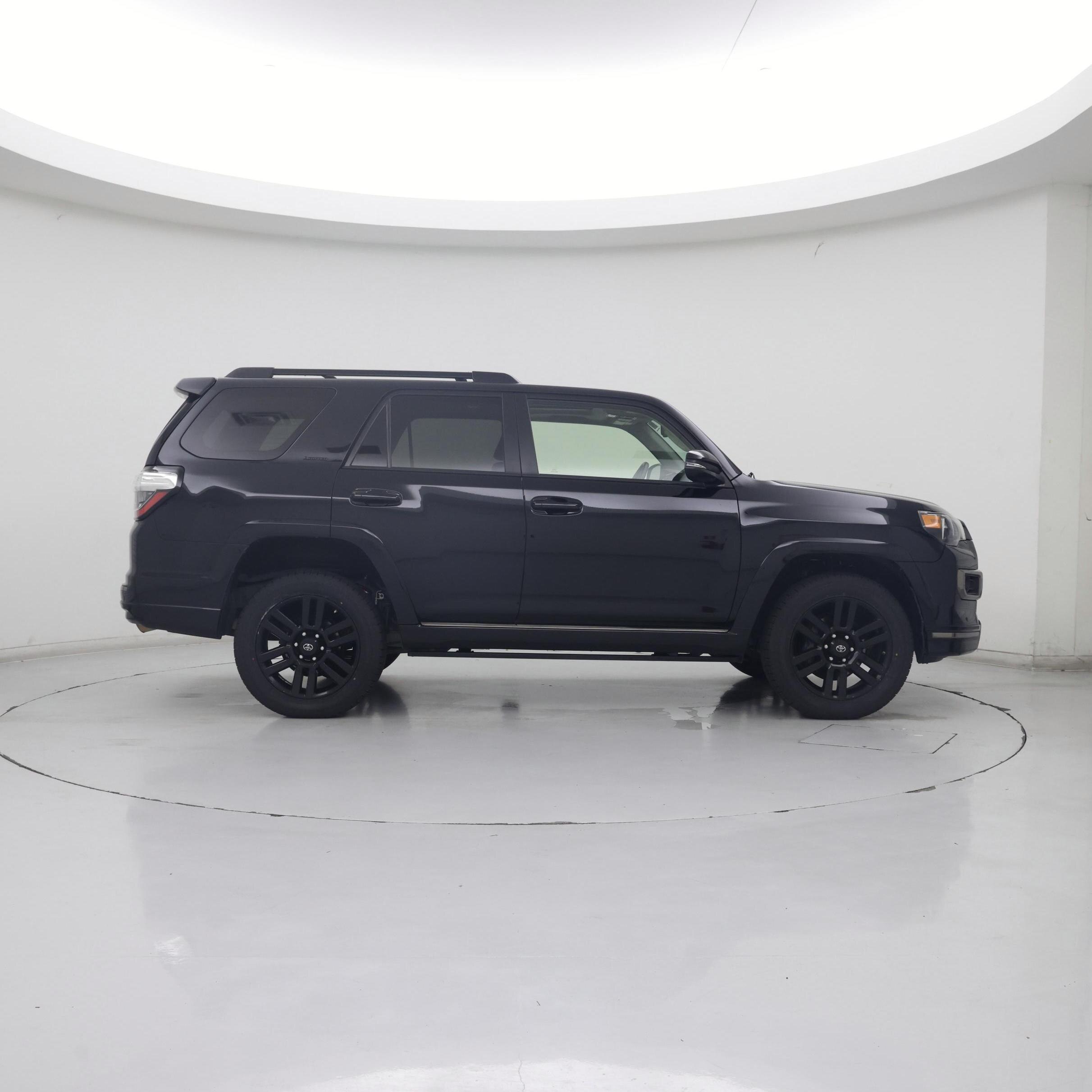 Thumbnail: 2019 Toyota 4Runner - 7