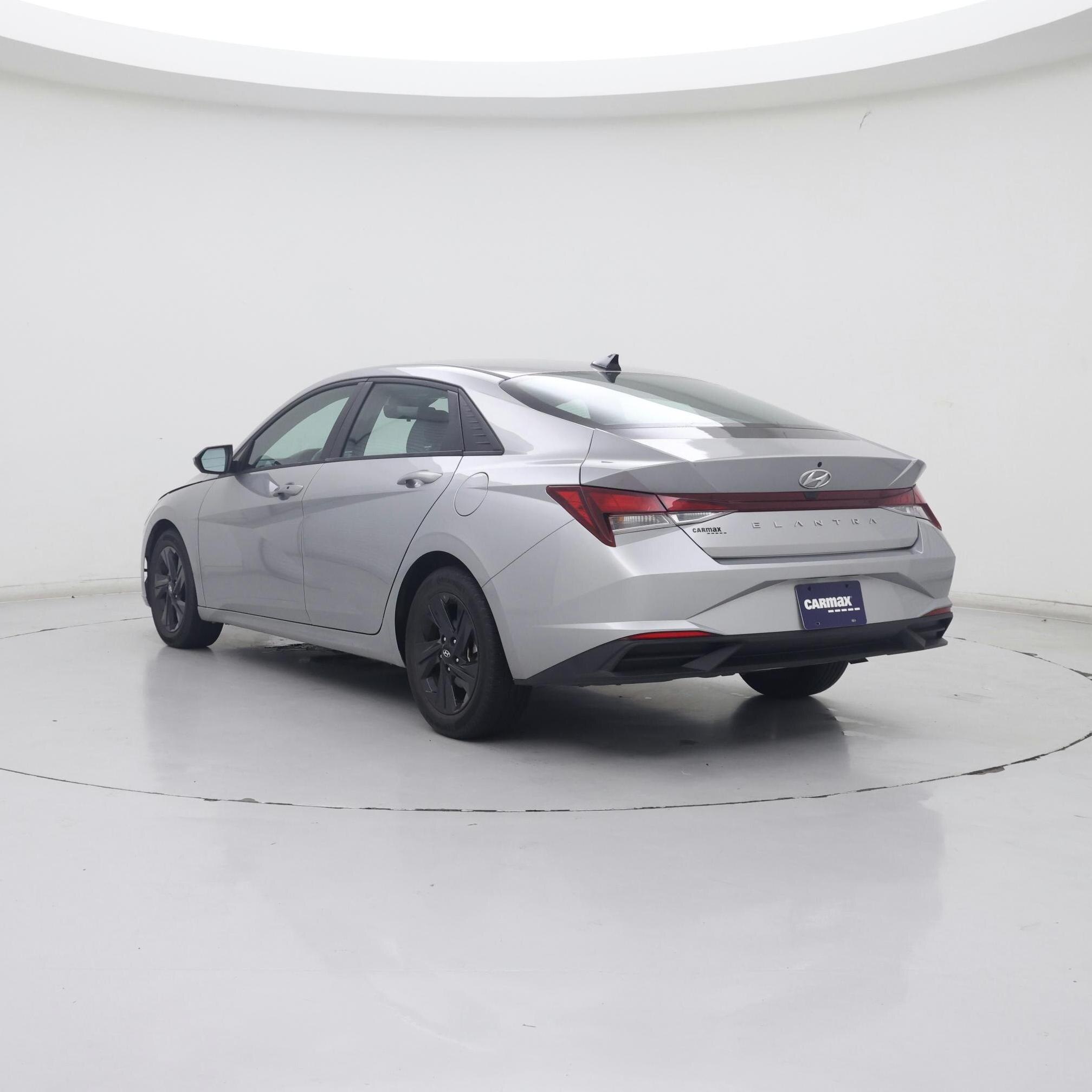 Thumbnail: 2021 Hyundai Elantra - 2
