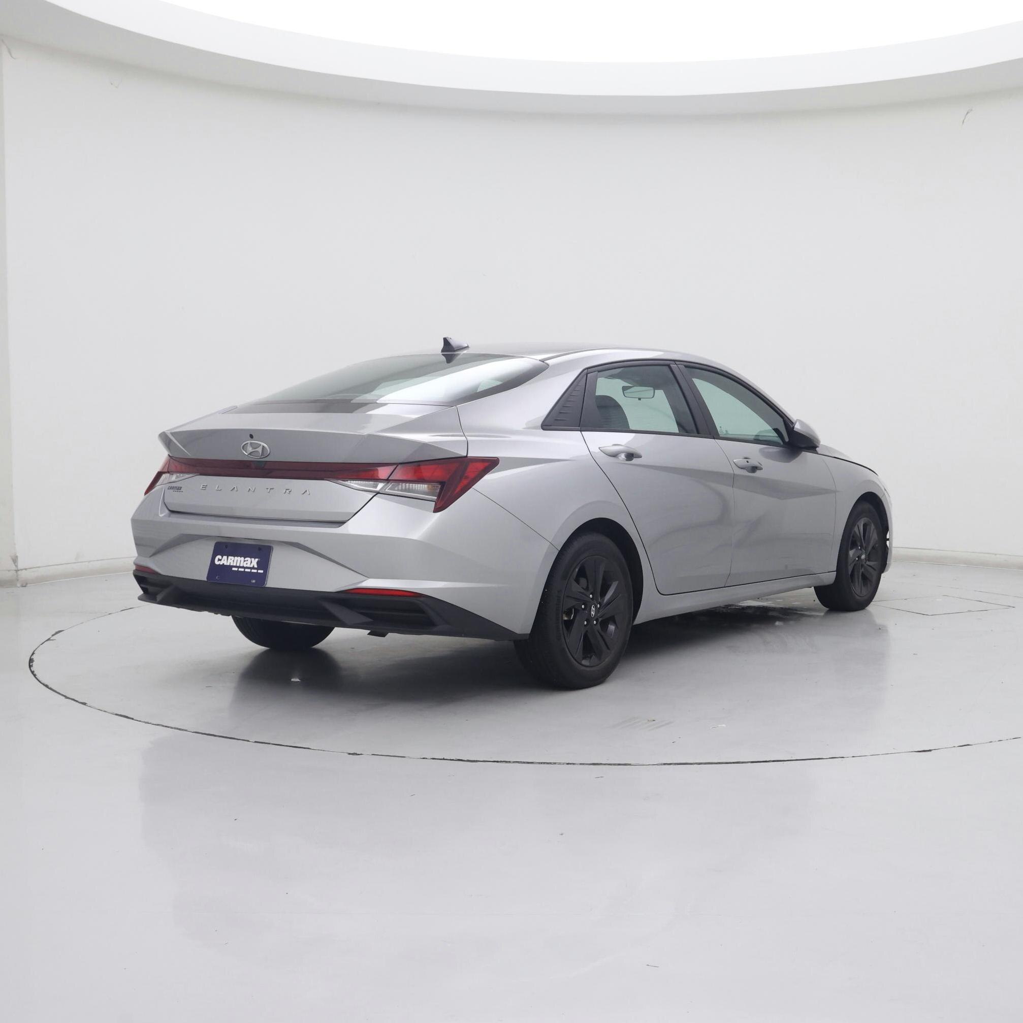 Thumbnail: 2021 Hyundai Elantra - 8