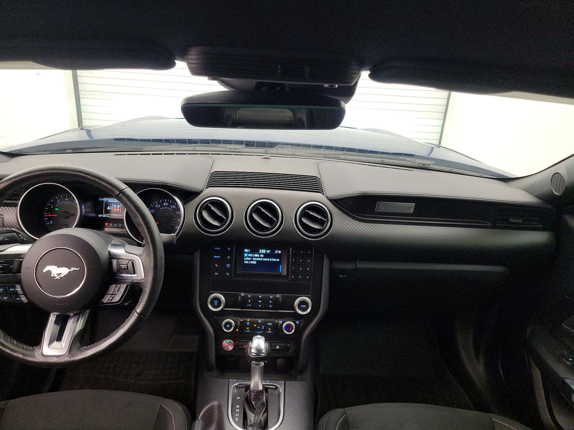 Thumbnail: 2022 Ford Mustang - 9