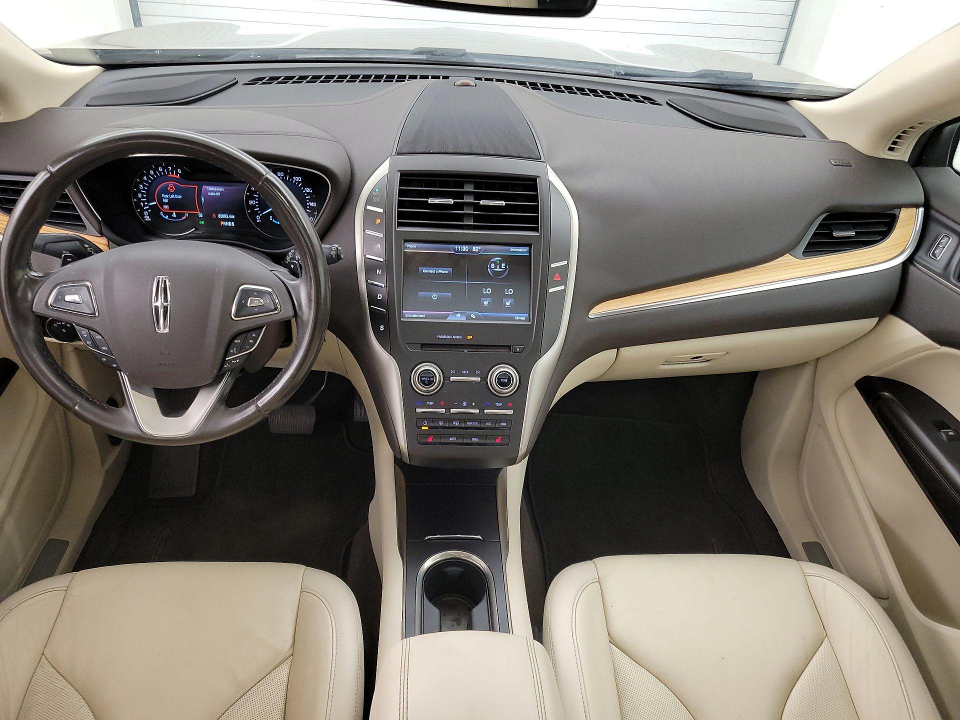 Thumbnail: 2015 Lincoln MKC - 9
