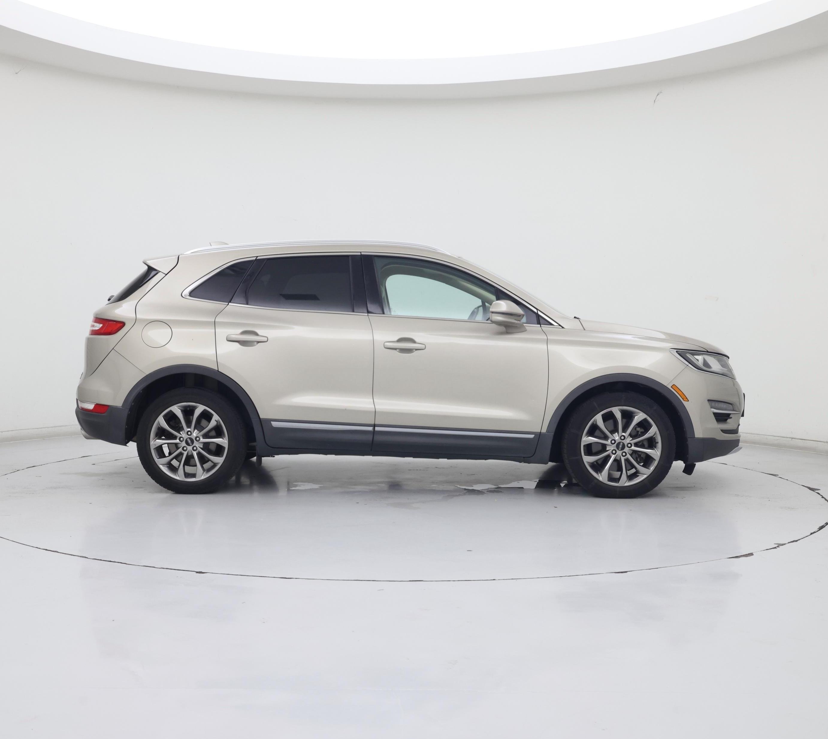 Thumbnail: 2015 Lincoln MKC - 7