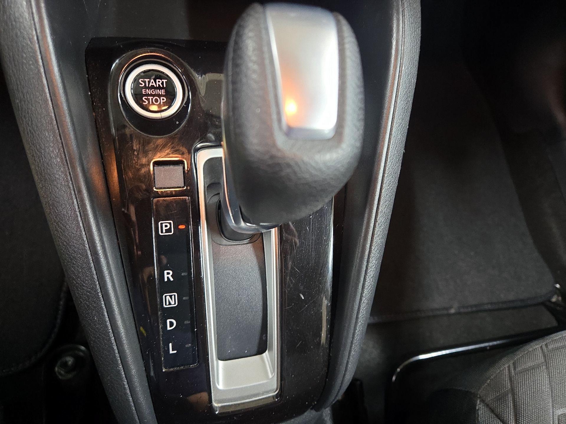Thumbnail: 2021 Nissan Kicks - 17