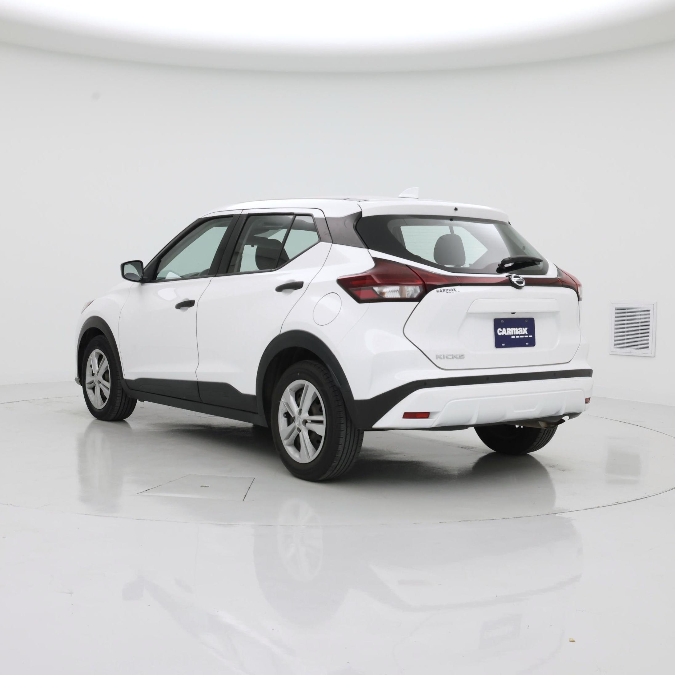 Thumbnail: 2021 Nissan Kicks - 2