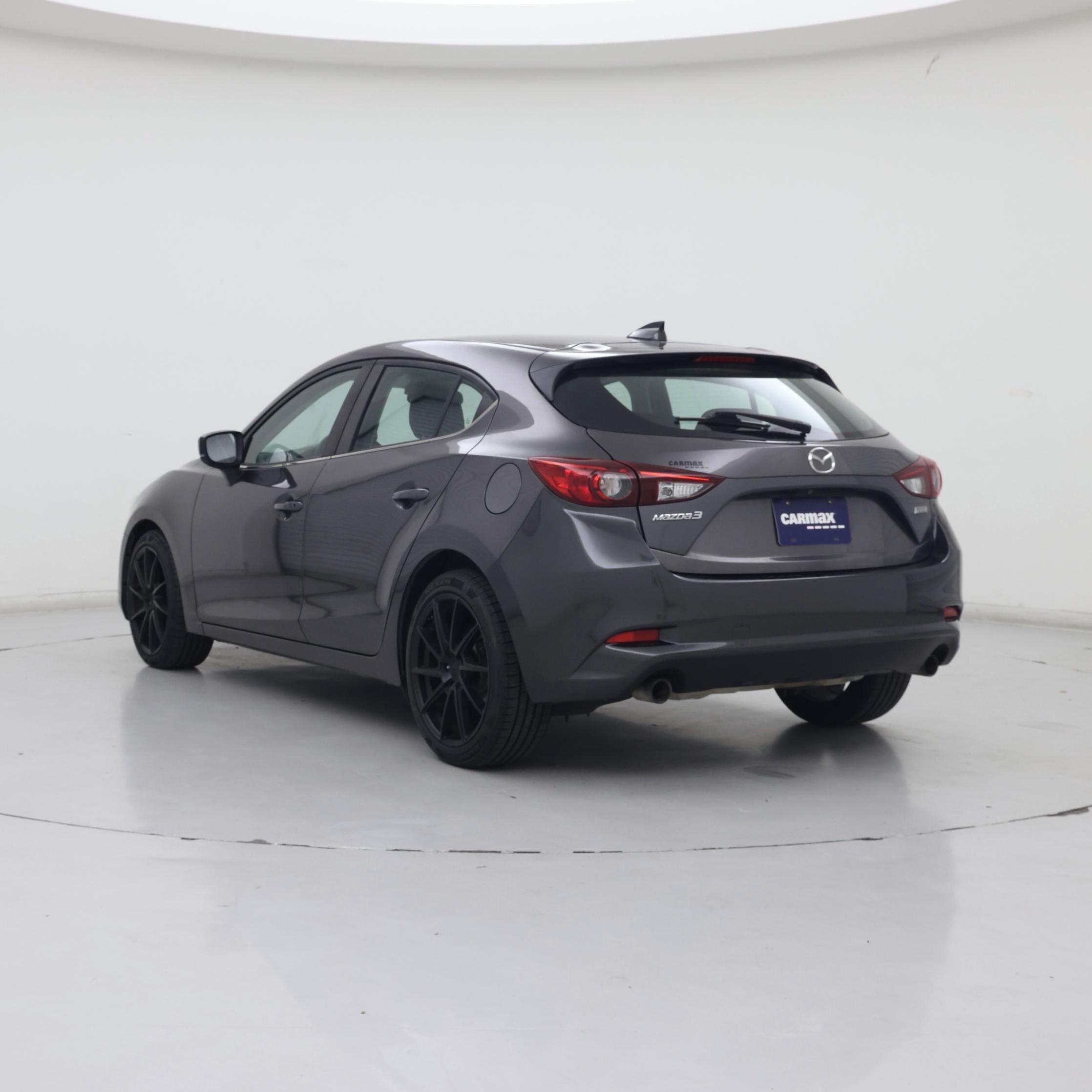 Thumbnail: 2018 Mazda Mazda3 - 2