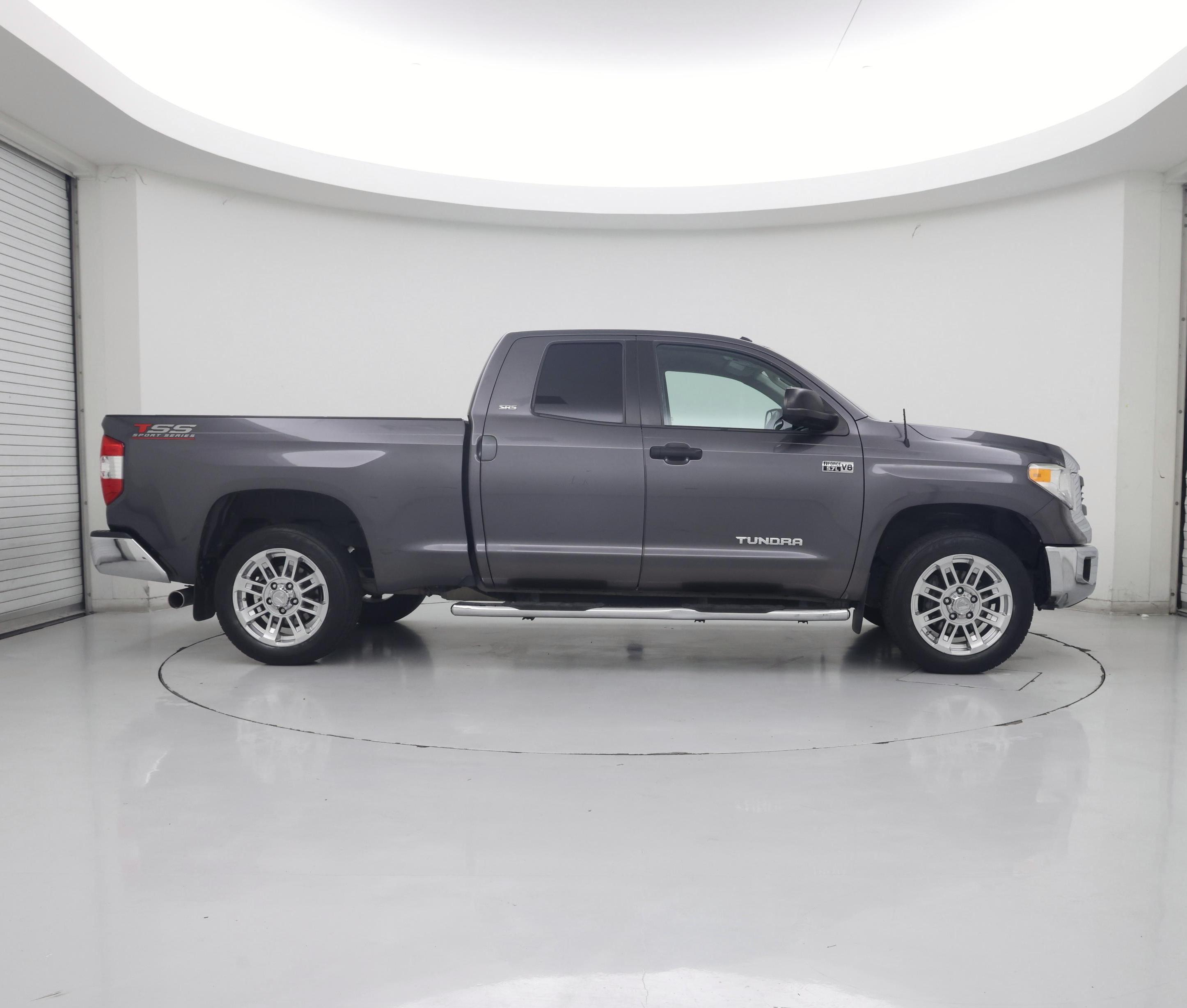 Thumbnail: 2015 Toyota Tundra - 7