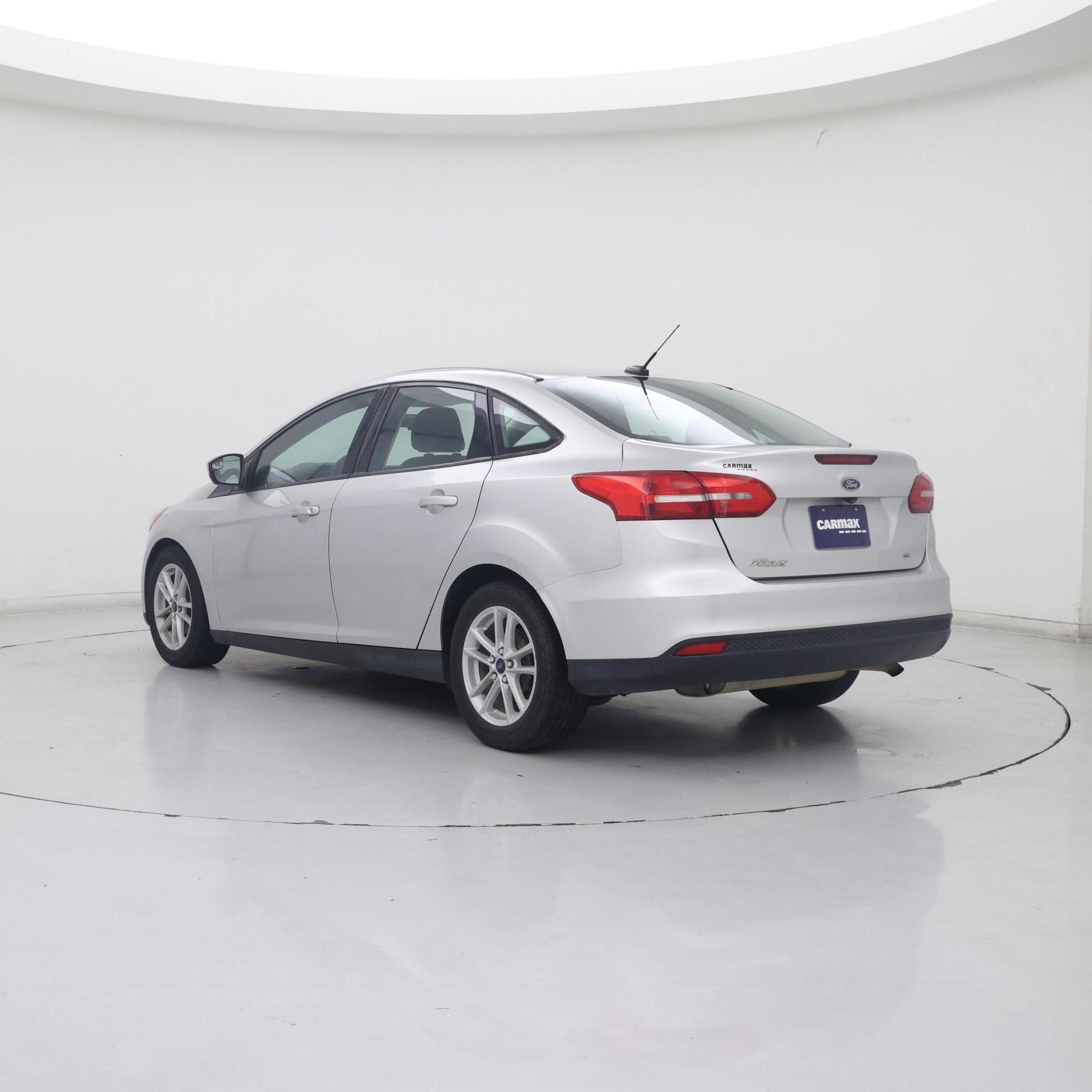 Thumbnail: 2018 Ford Focus - 2