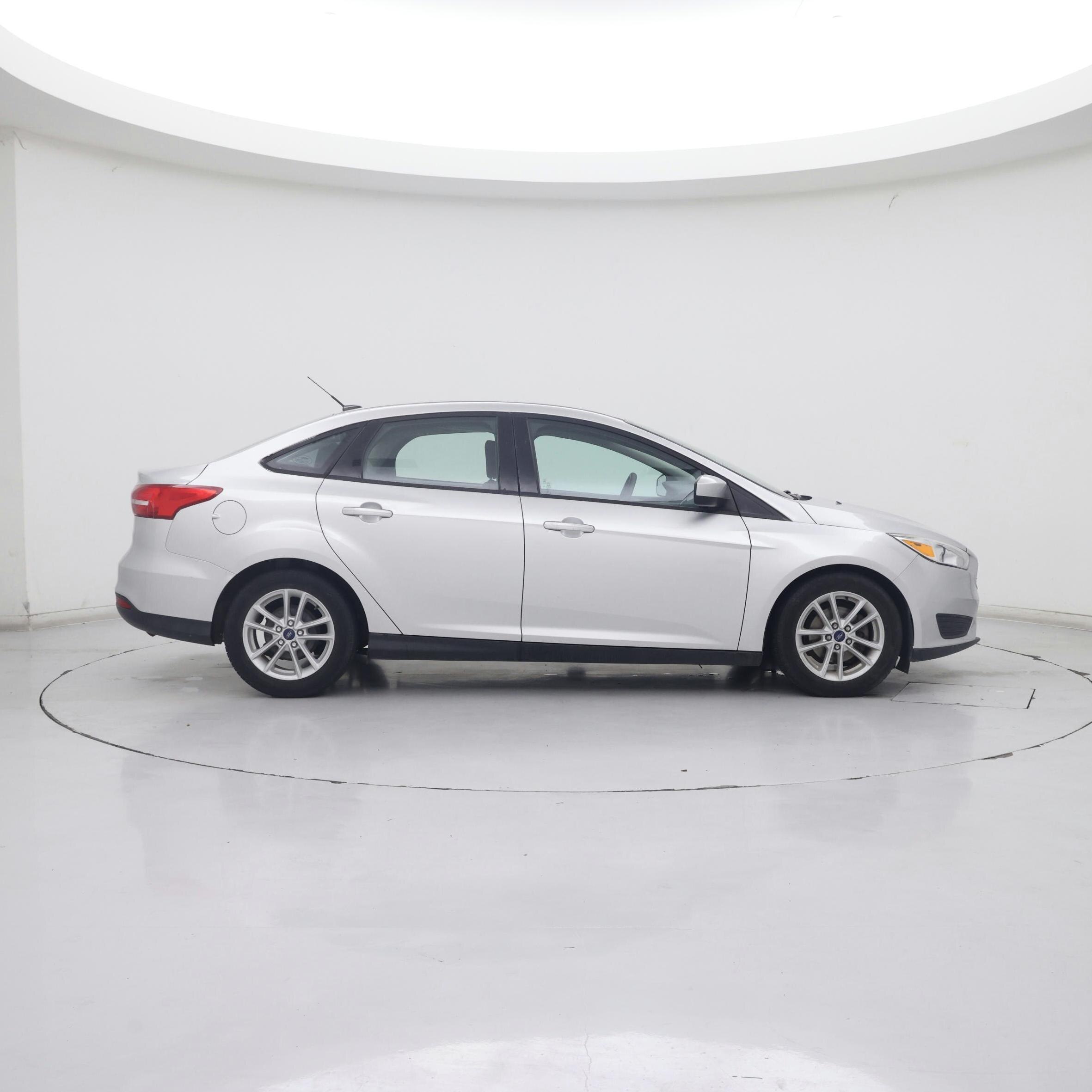 Thumbnail: 2018 Ford Focus - 7