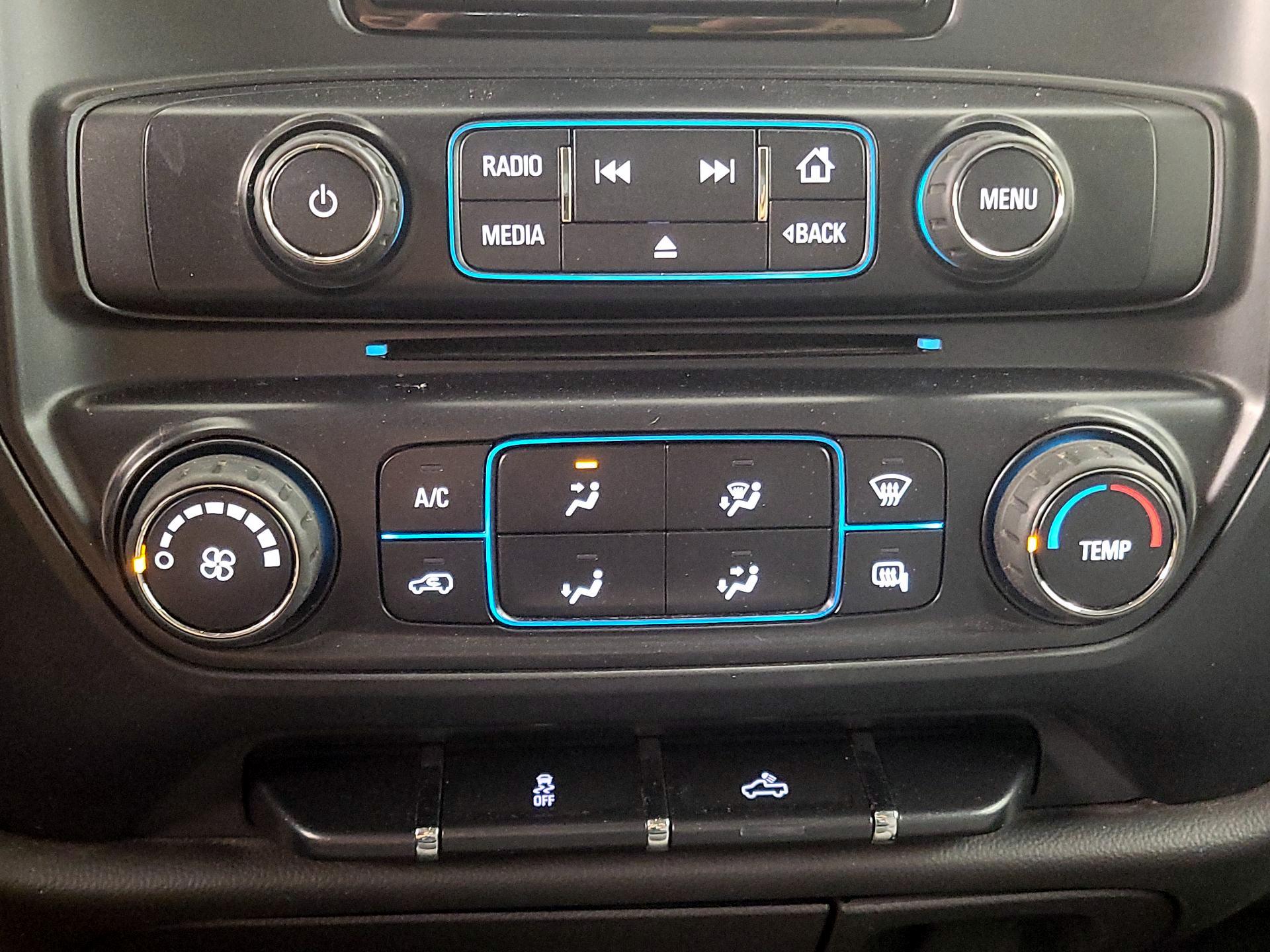 Thumbnail: 2015 Chevrolet Silverado 1500 - 15