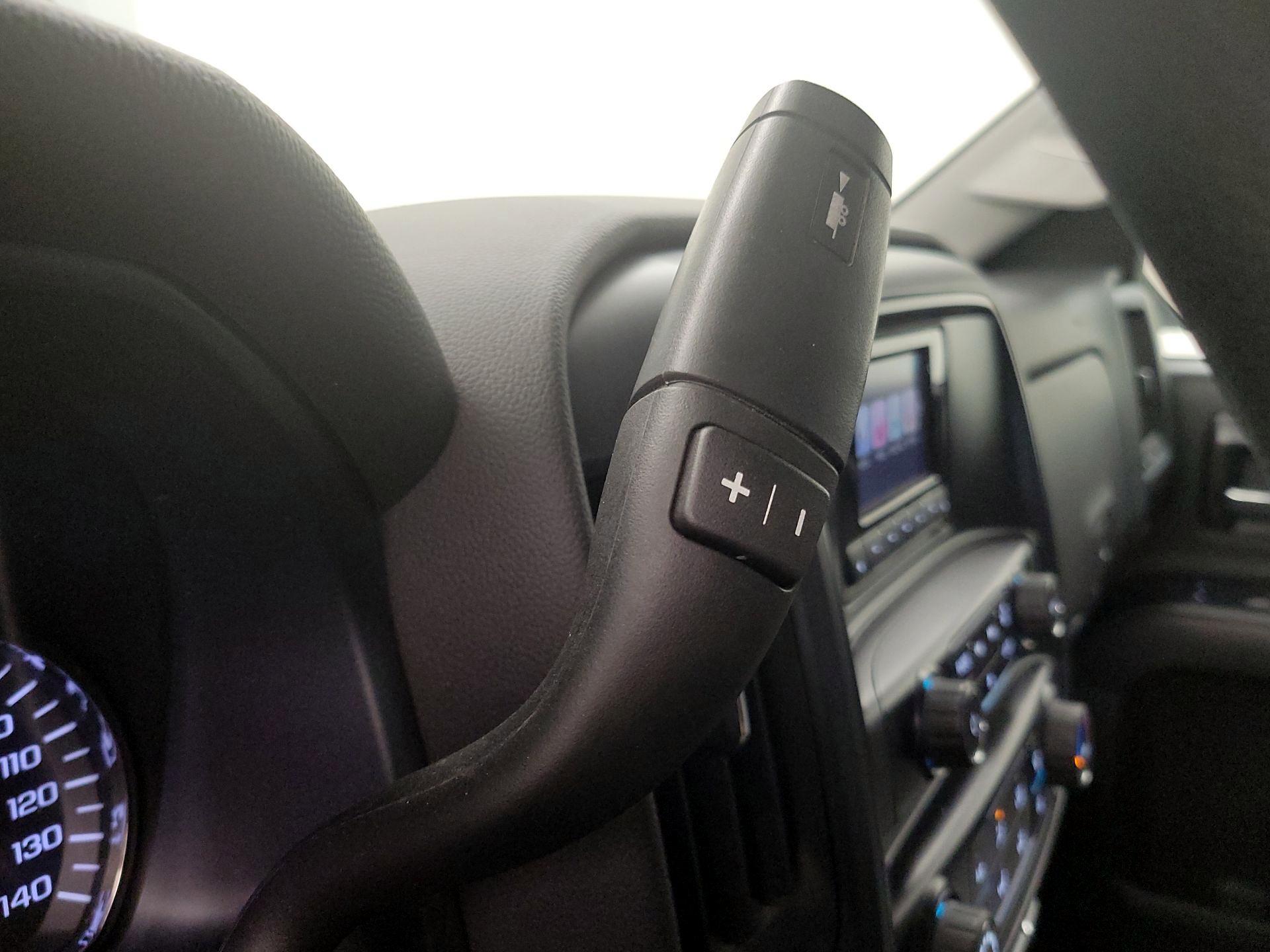 Thumbnail: 2015 Chevrolet Silverado 1500 - 16