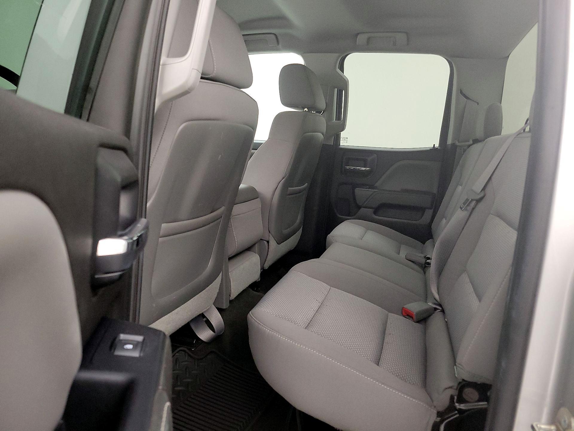 Thumbnail: 2015 Chevrolet Silverado 1500 - 17