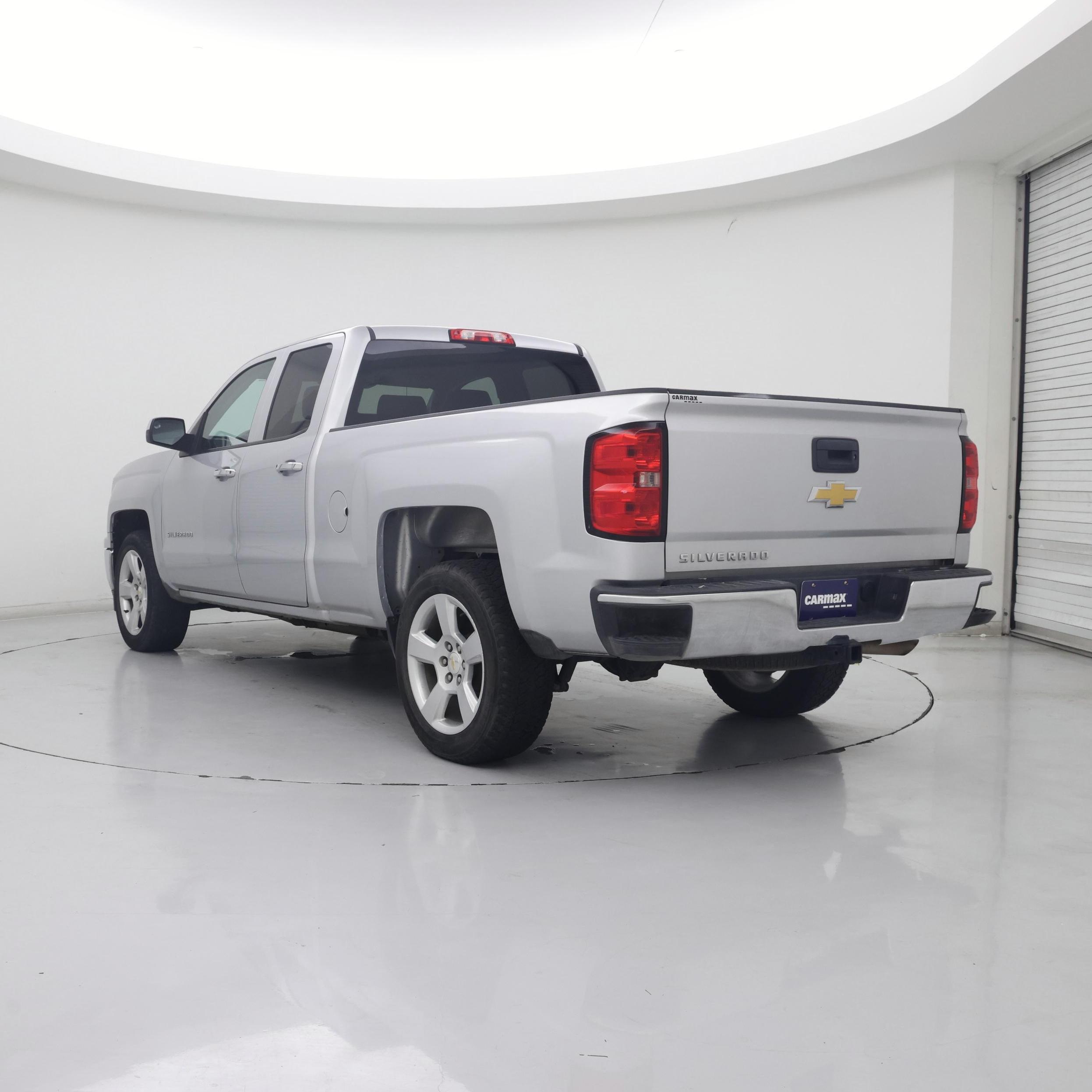 Thumbnail: 2015 Chevrolet Silverado 1500 - 2