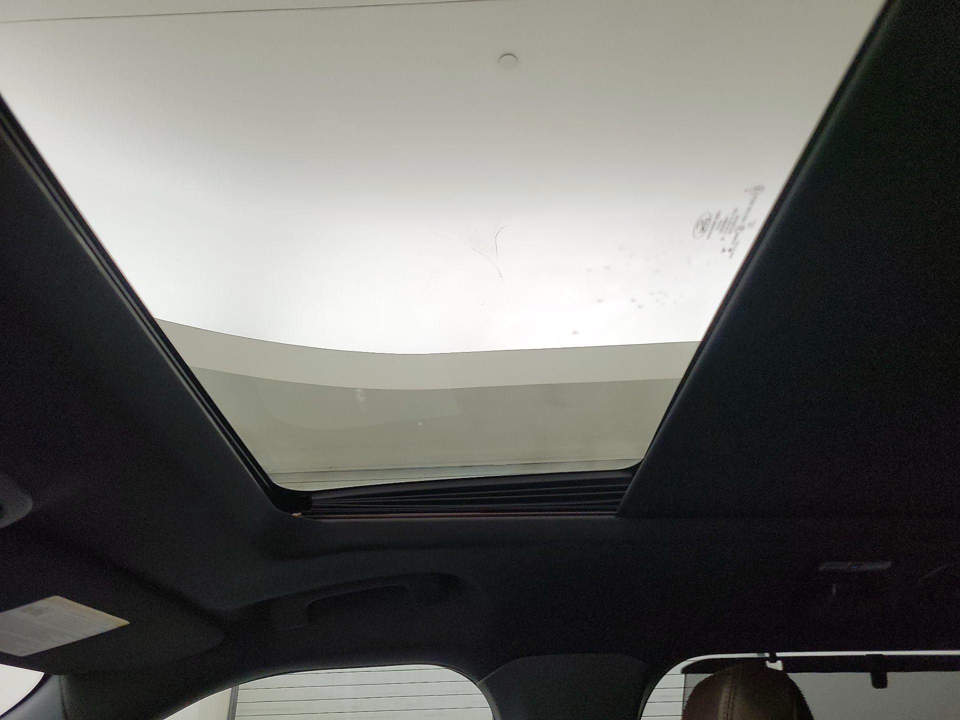 Thumbnail: 2021 Ford Explorer - 20
