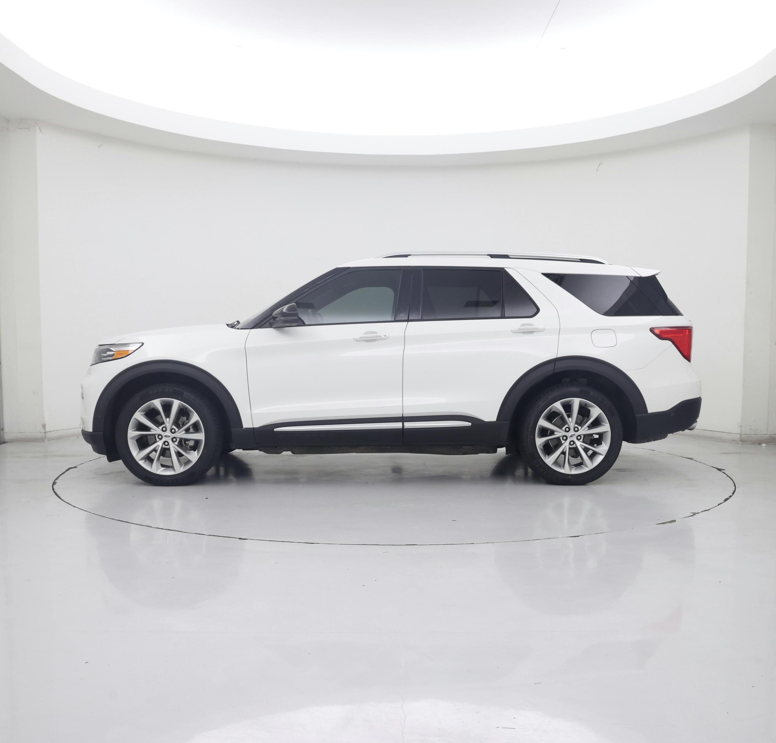 Thumbnail: 2021 Ford Explorer - 3
