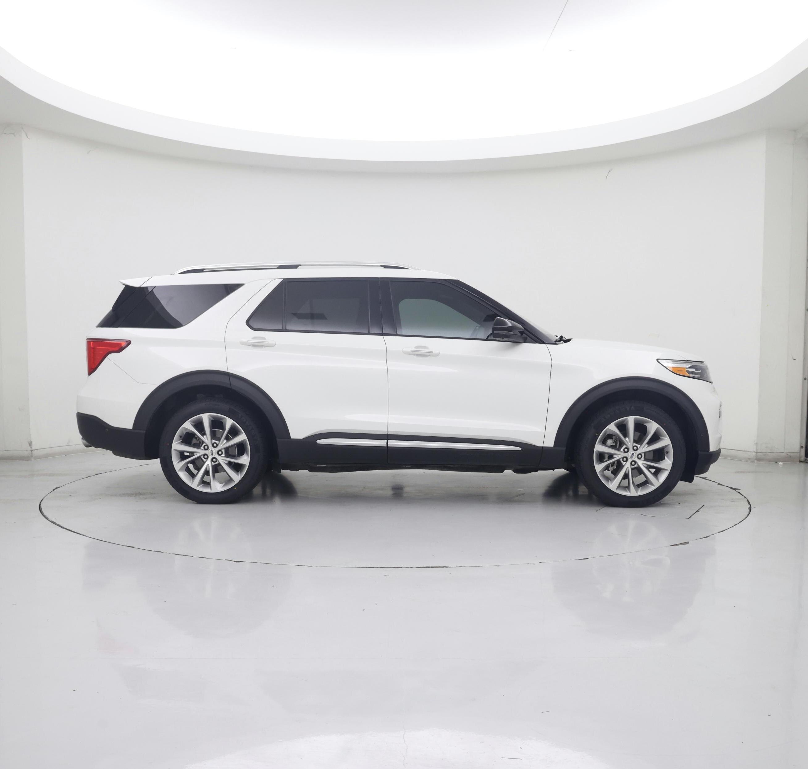 Thumbnail: 2021 Ford Explorer - 7