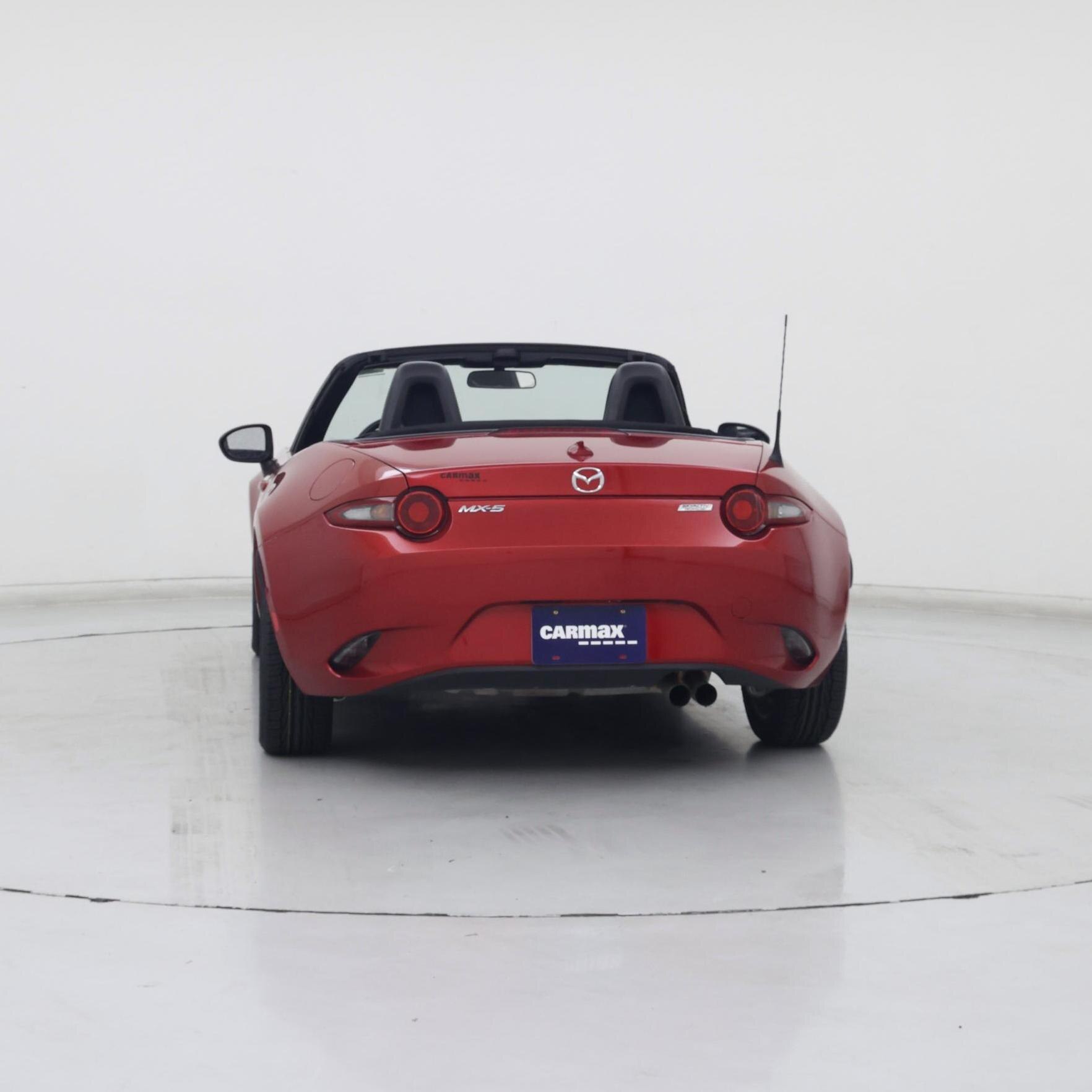 Thumbnail: 2017 Mazda MX-5 Miata - 6