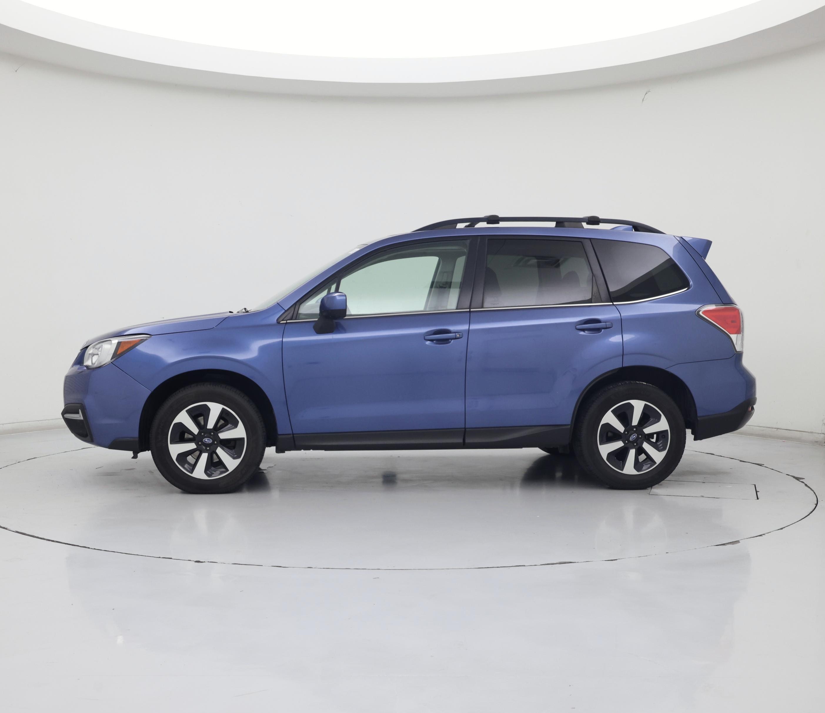 Thumbnail: 2018 Subaru Forester - 3