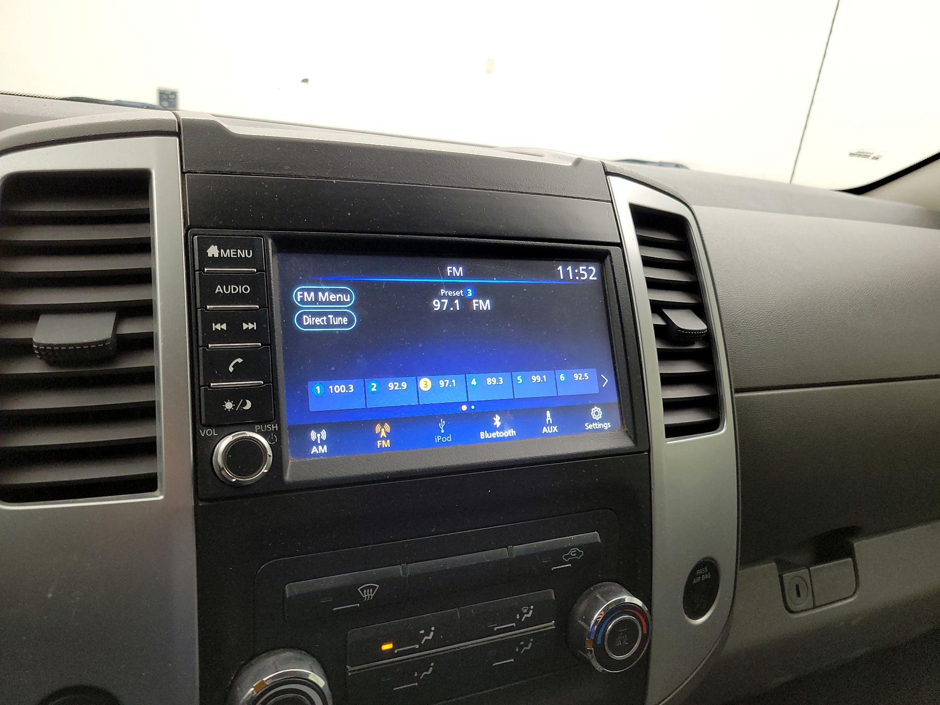 Thumbnail: 2019 Nissan Frontier - 15