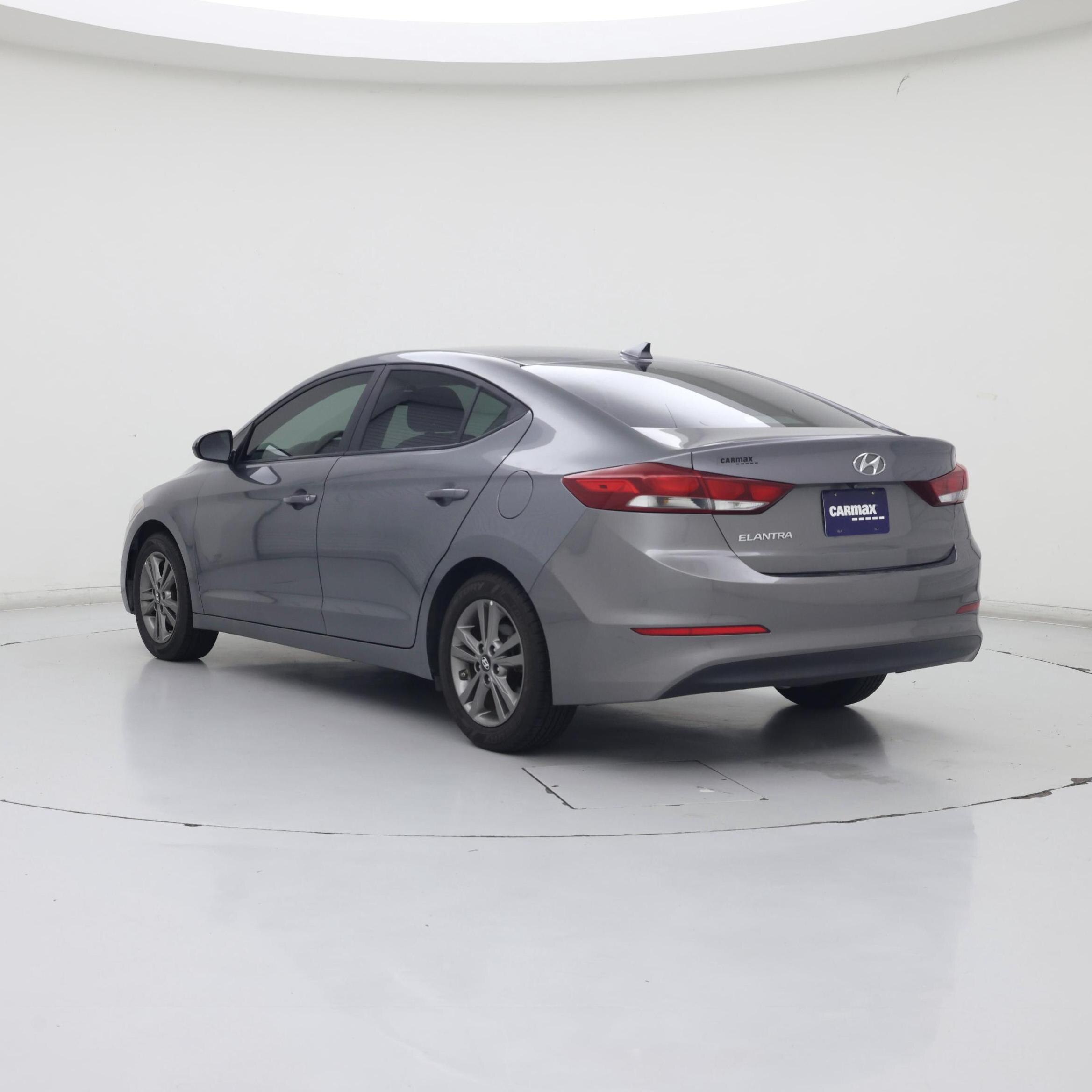Thumbnail: 2018 Hyundai Elantra - 2