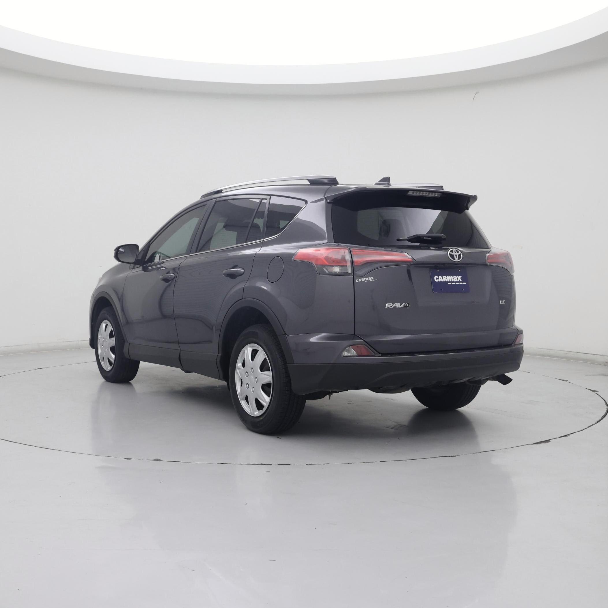 Thumbnail: 2017 Toyota RAV4 - 2