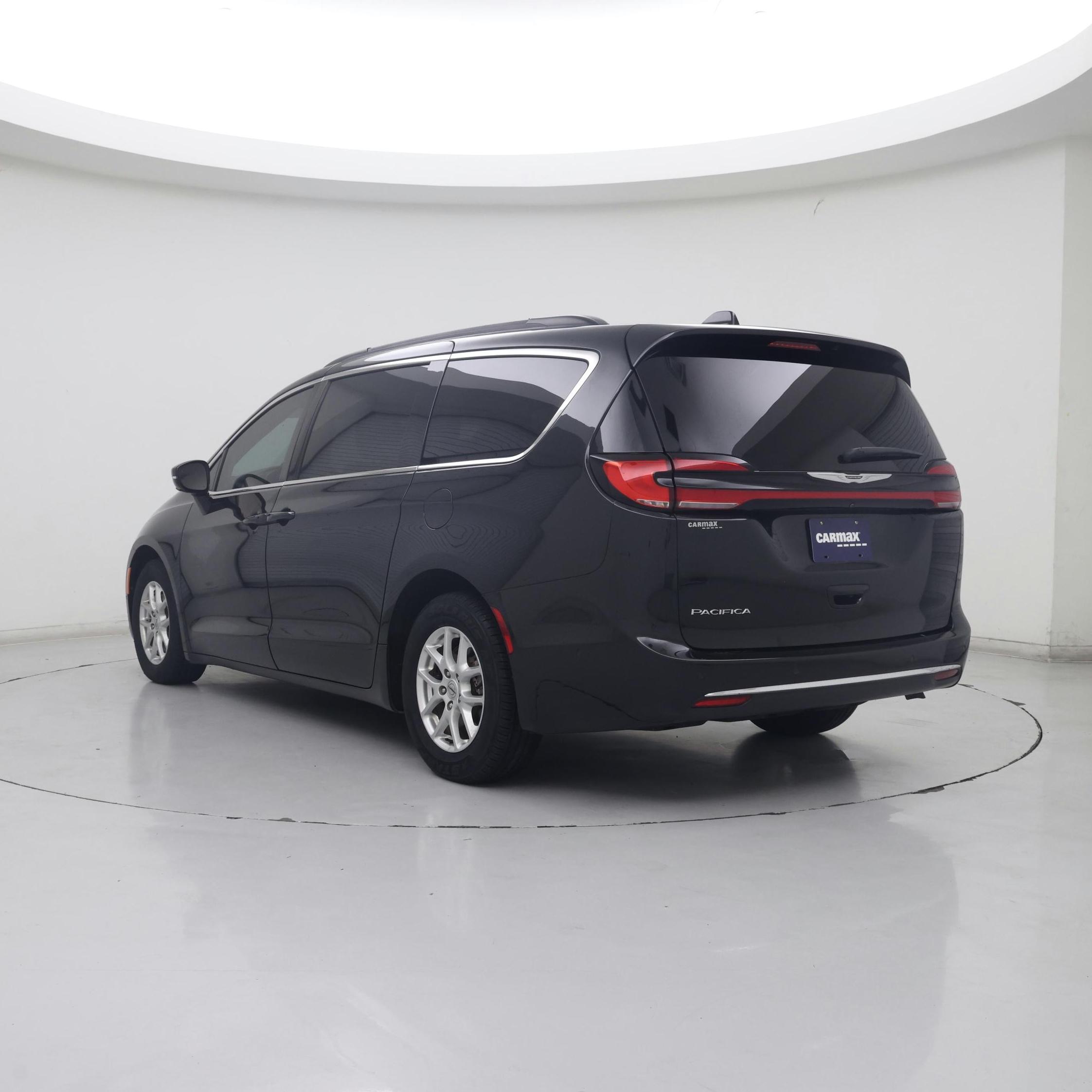 Thumbnail: 2022 Chrysler Pacifica - 2