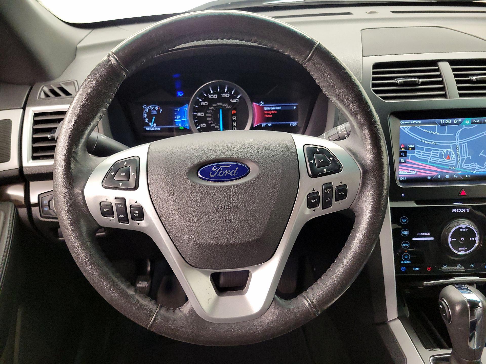 Thumbnail: 2014 Ford Explorer - 10