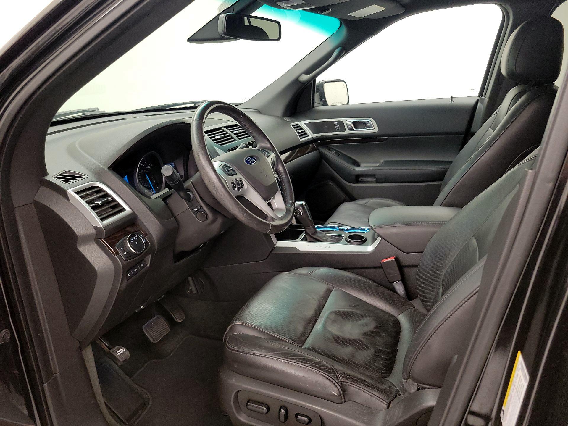 Thumbnail: 2014 Ford Explorer - 11